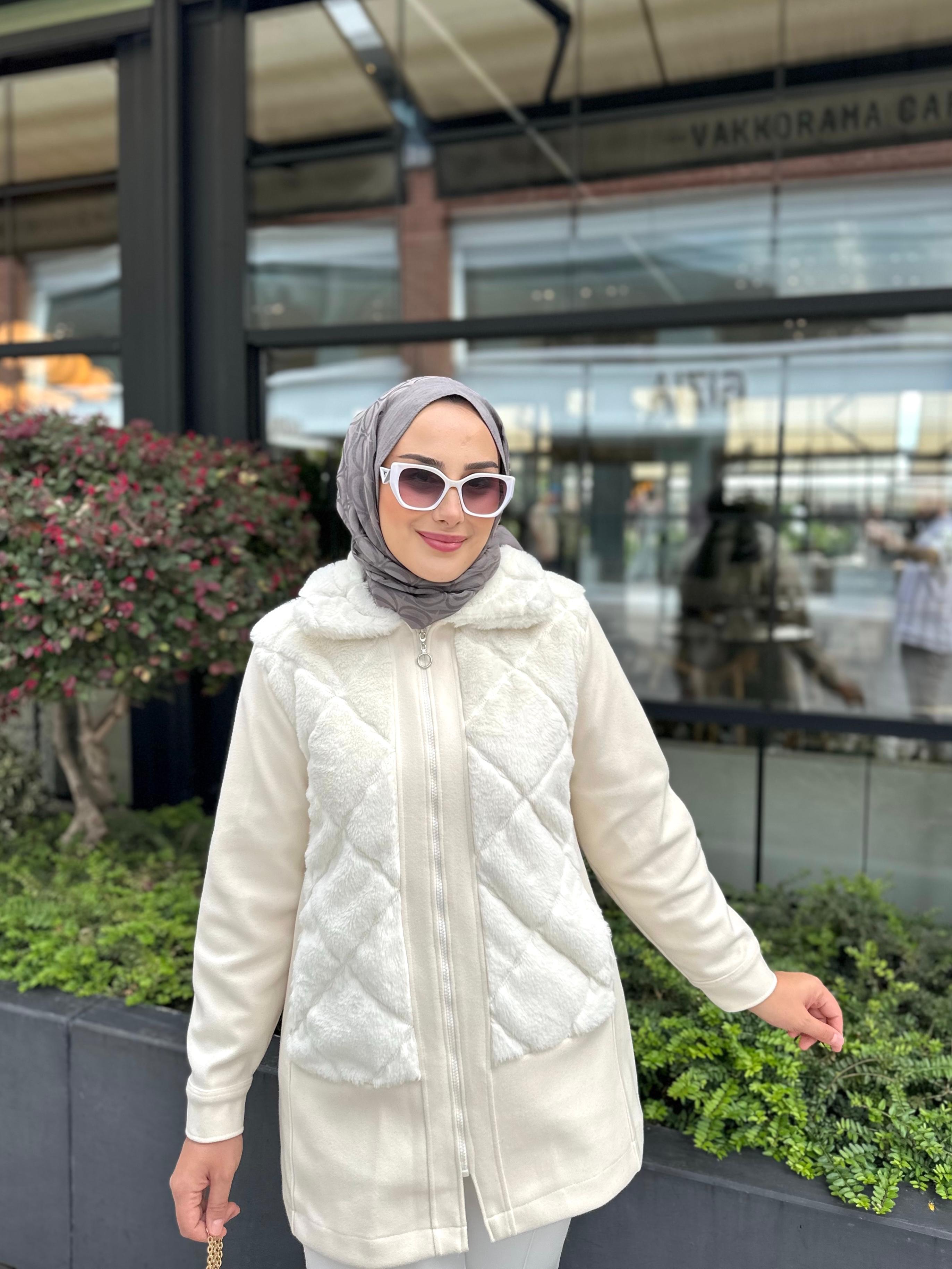 Peluş Detaylı Kaşe Taş Mont
