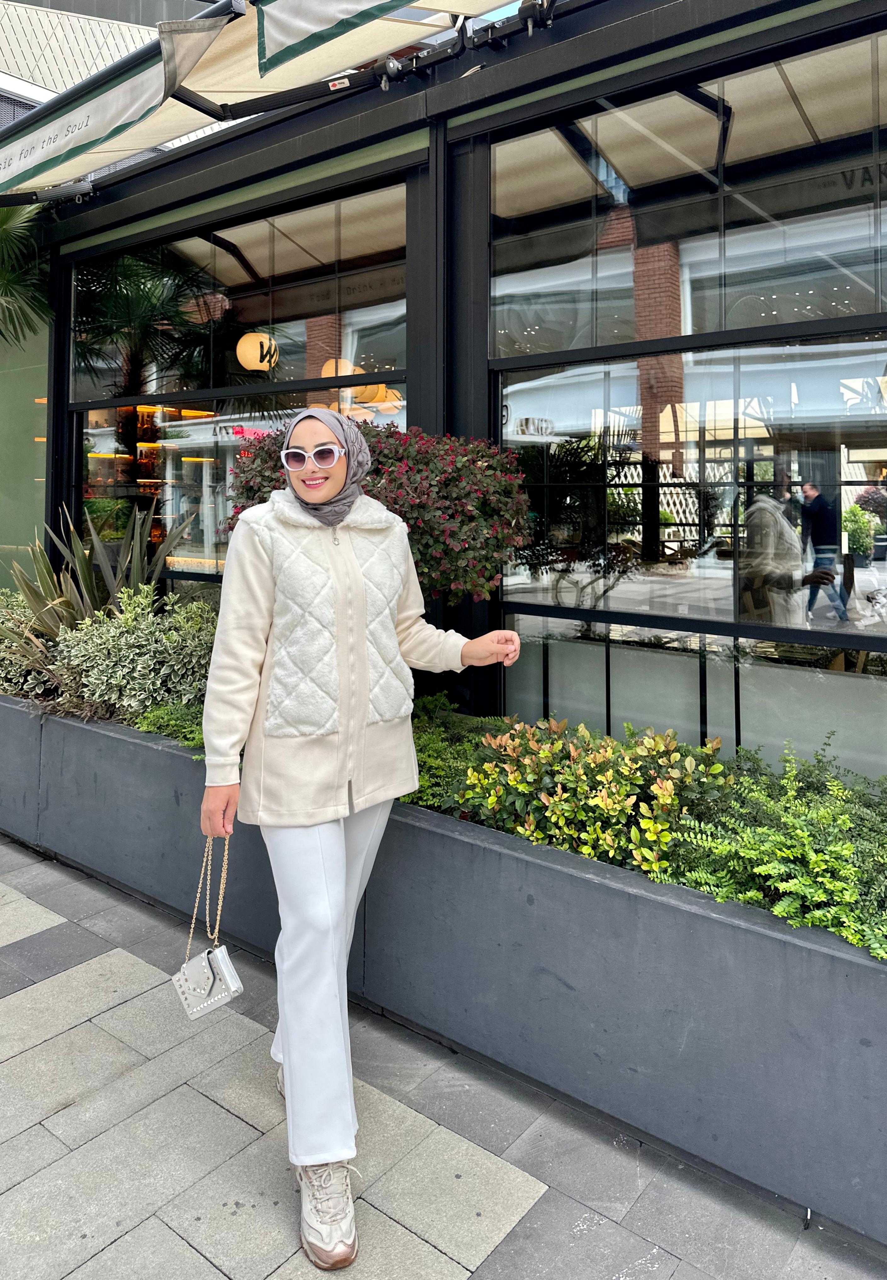Peluş Detaylı Kaşe Taş Mont