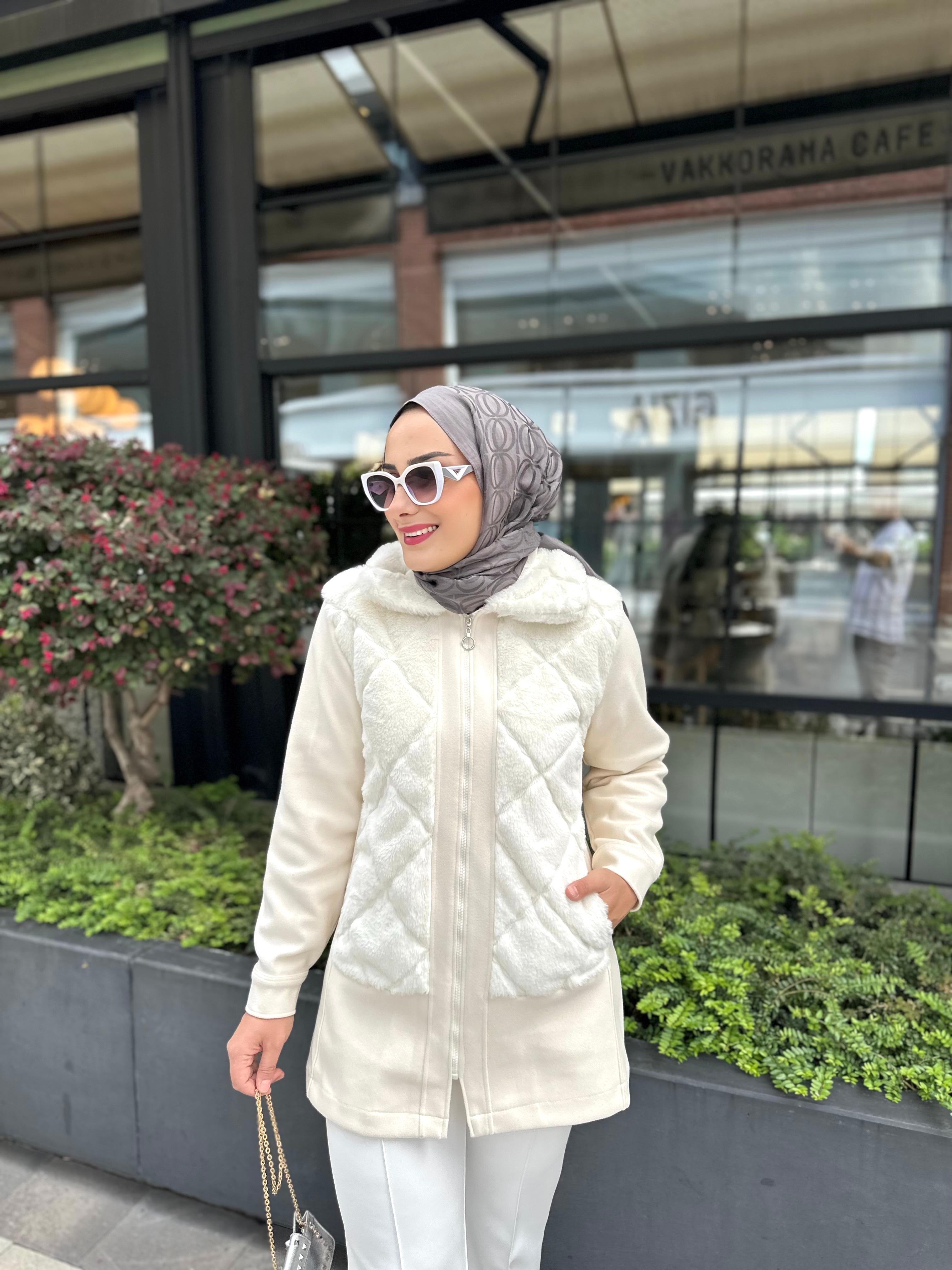 Peluş Detaylı Kaşe Taş Mont