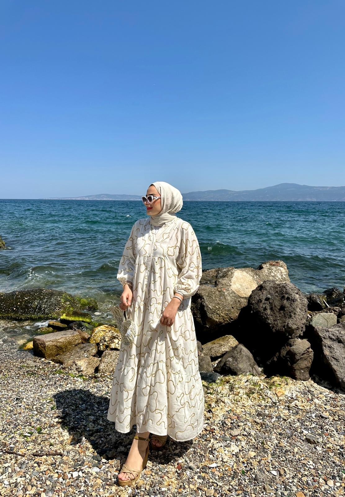 Gold Nakış Elbise