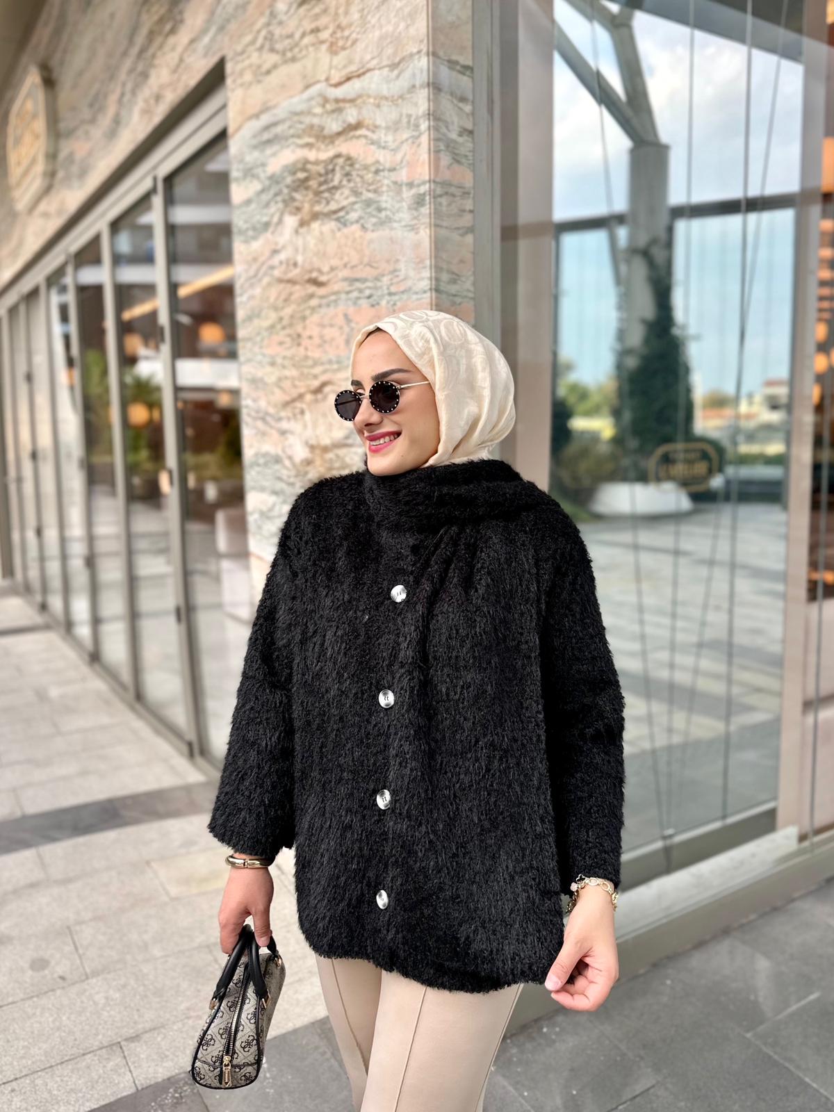 Şal Detaylı Peluş Kap - Siyah