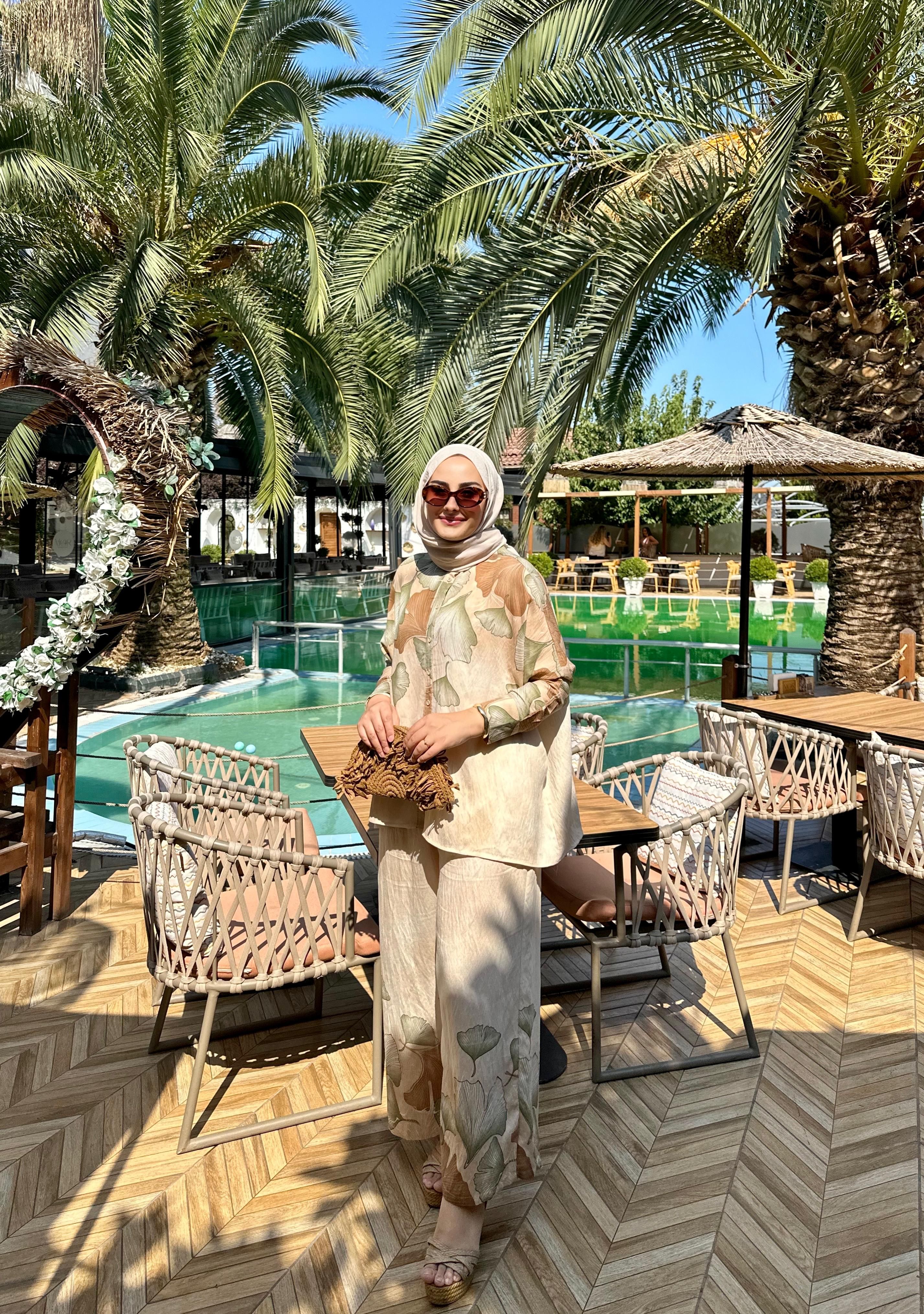Luna Taş Takım