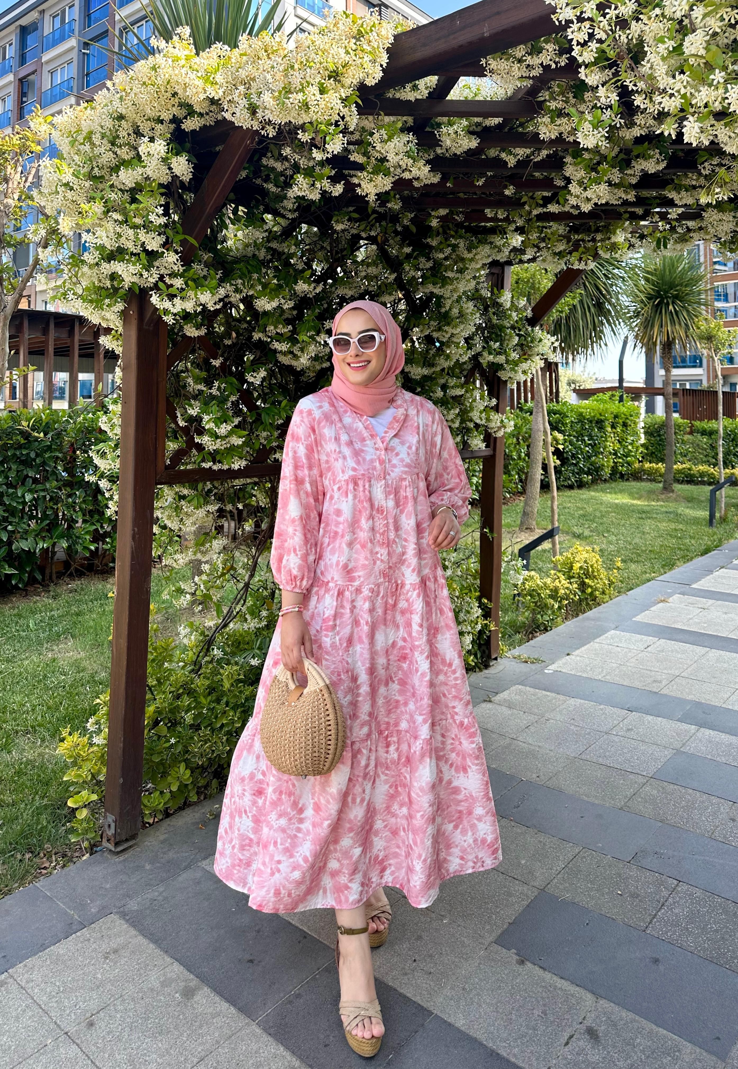 Batik Çiçek Pembe Elbise