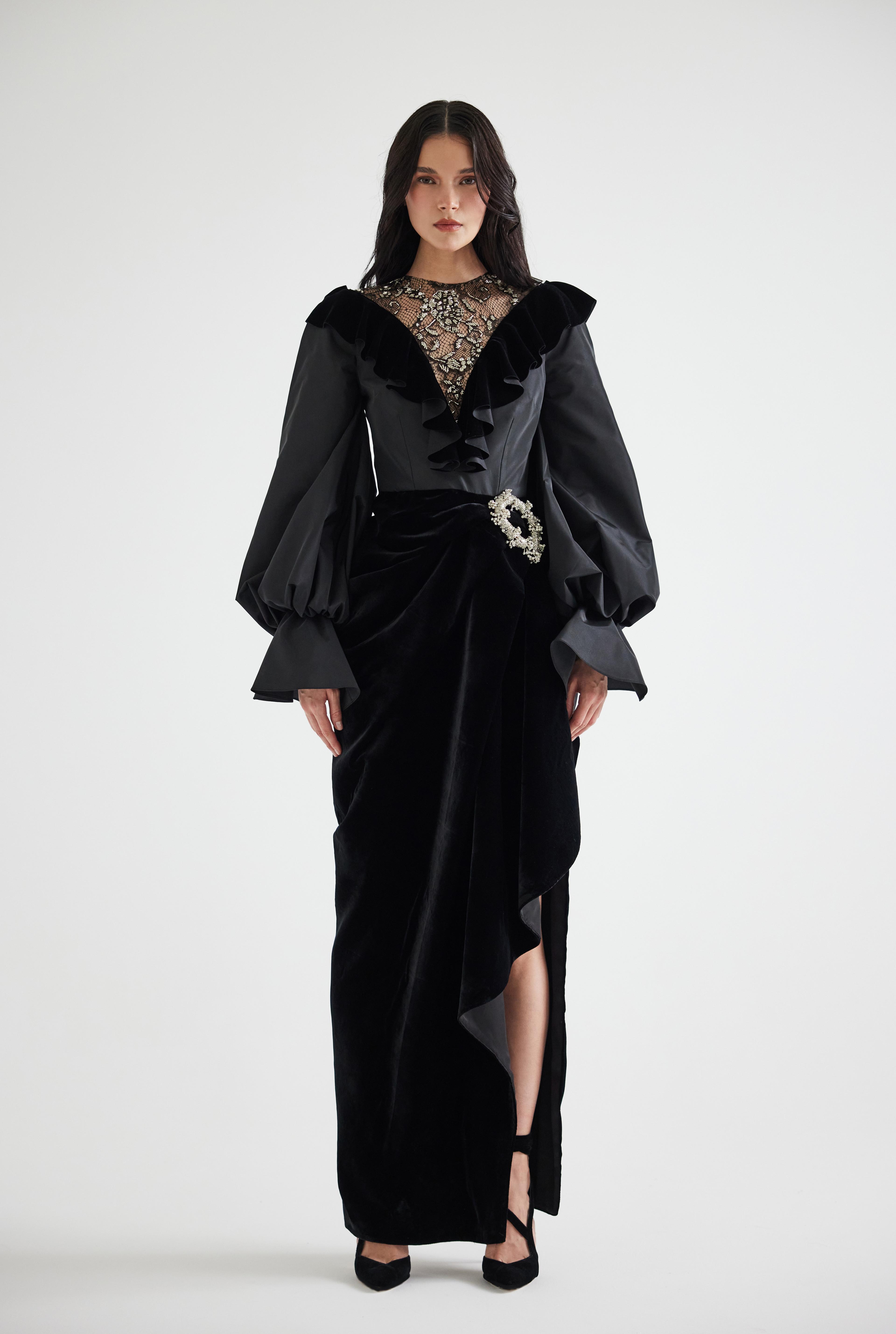 Puffy Sleeved Embroidered Side Slit Velvet Midi Dress – Hand Made