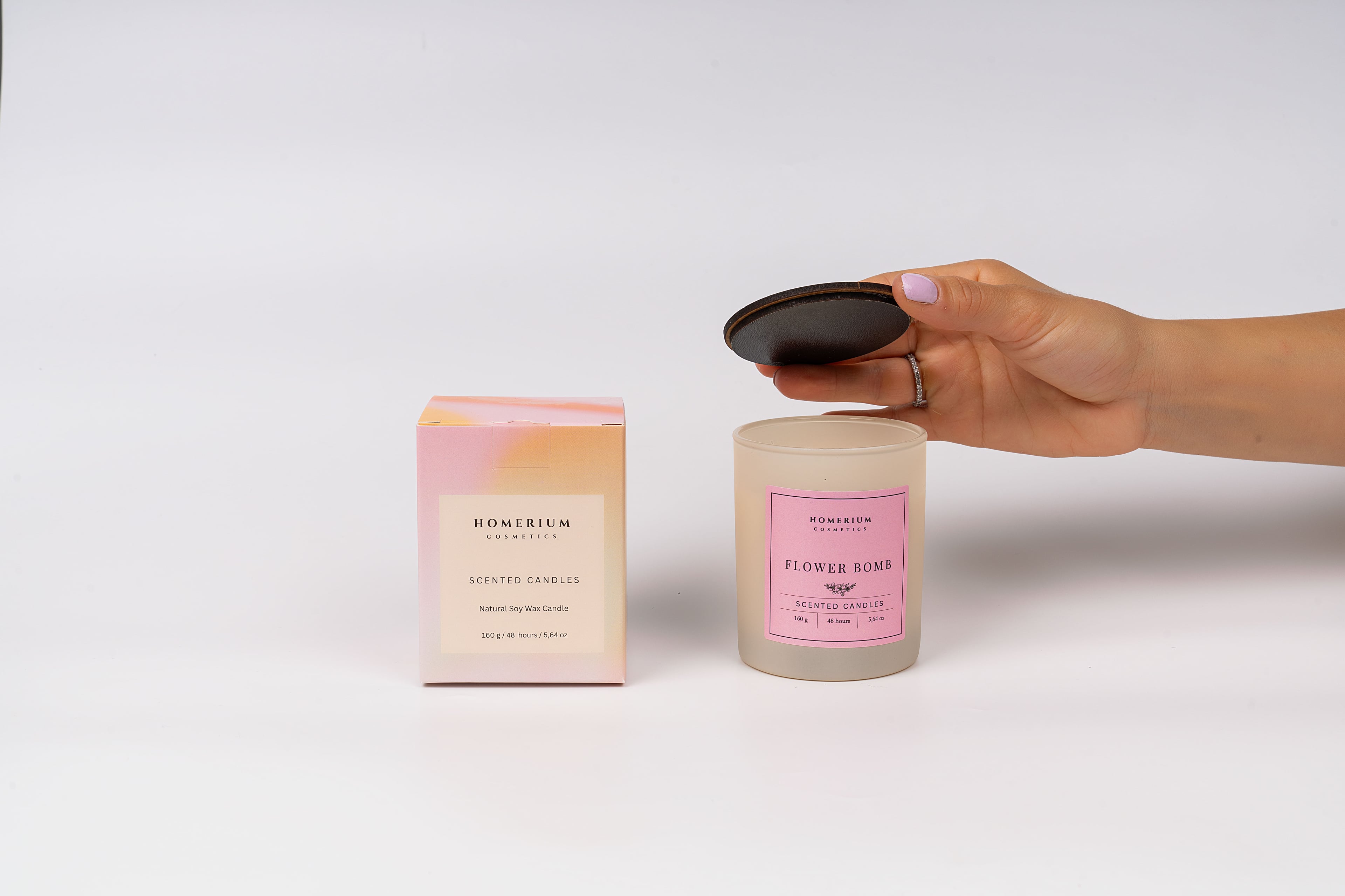 Flower Garden Soy Wax Candle 160 g Bej