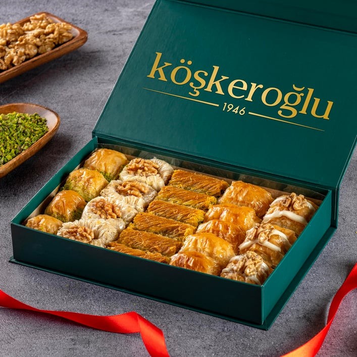 Hediyelik Özel Tasarım Köşkeroğlu Karışık Baklava