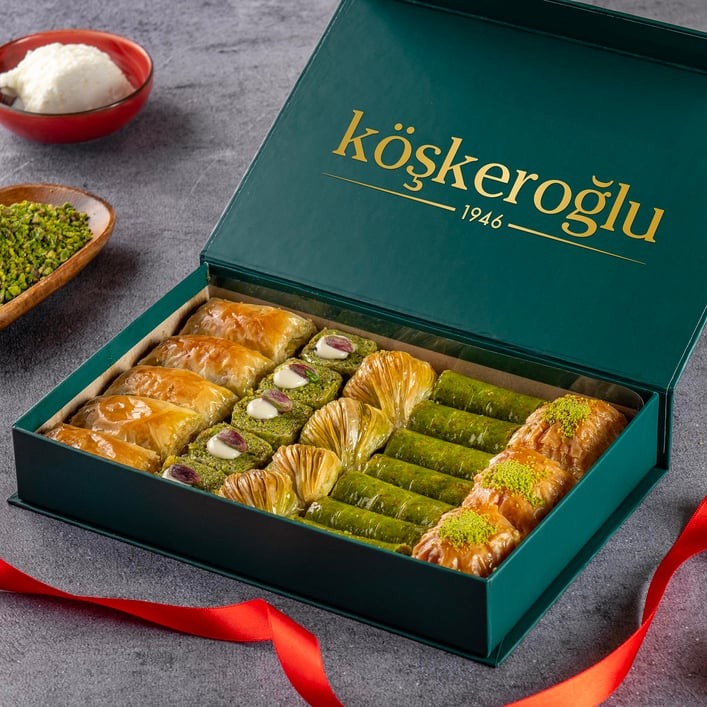 Hediyelik Özel Tasarım Köşkeroğlu Lüx Karışık Baklava