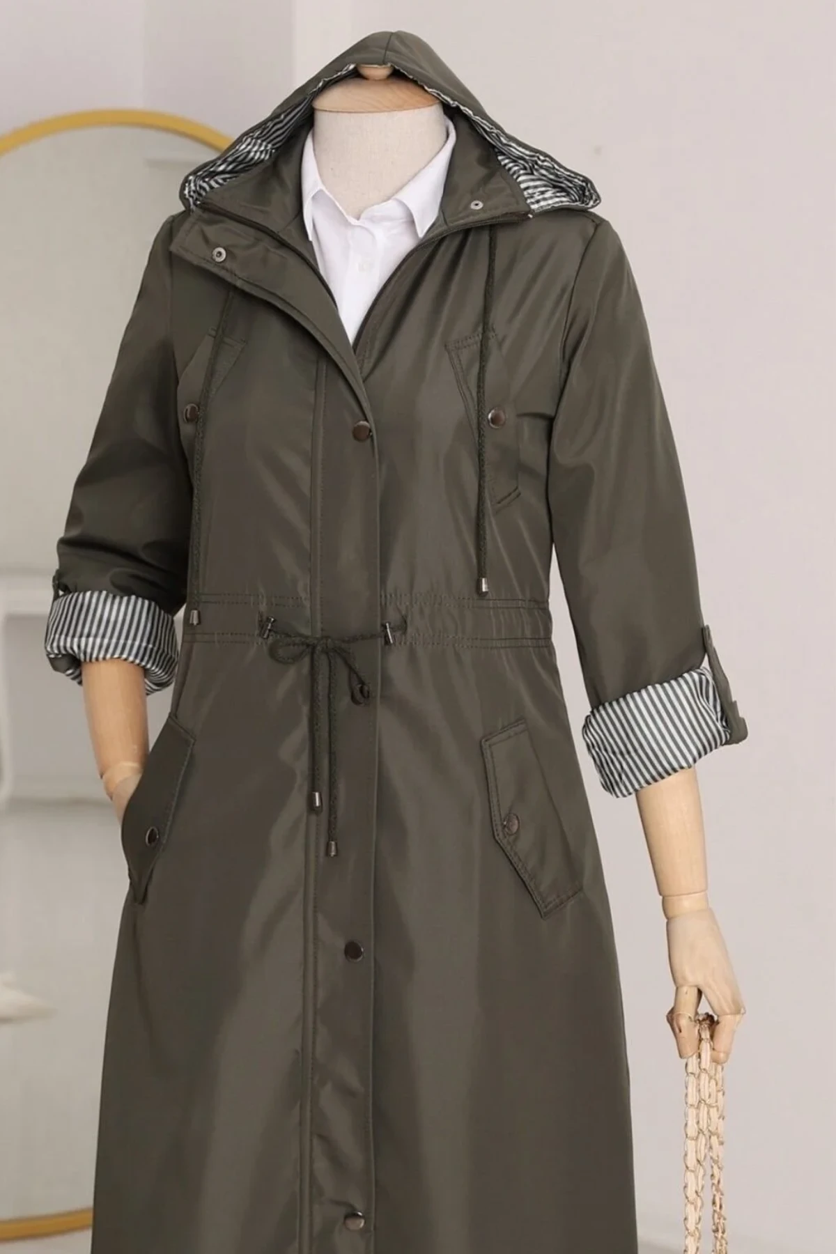 Bondit Kumaş Büyük Beden Trençkot - Su geçirmez Şık Trençkot