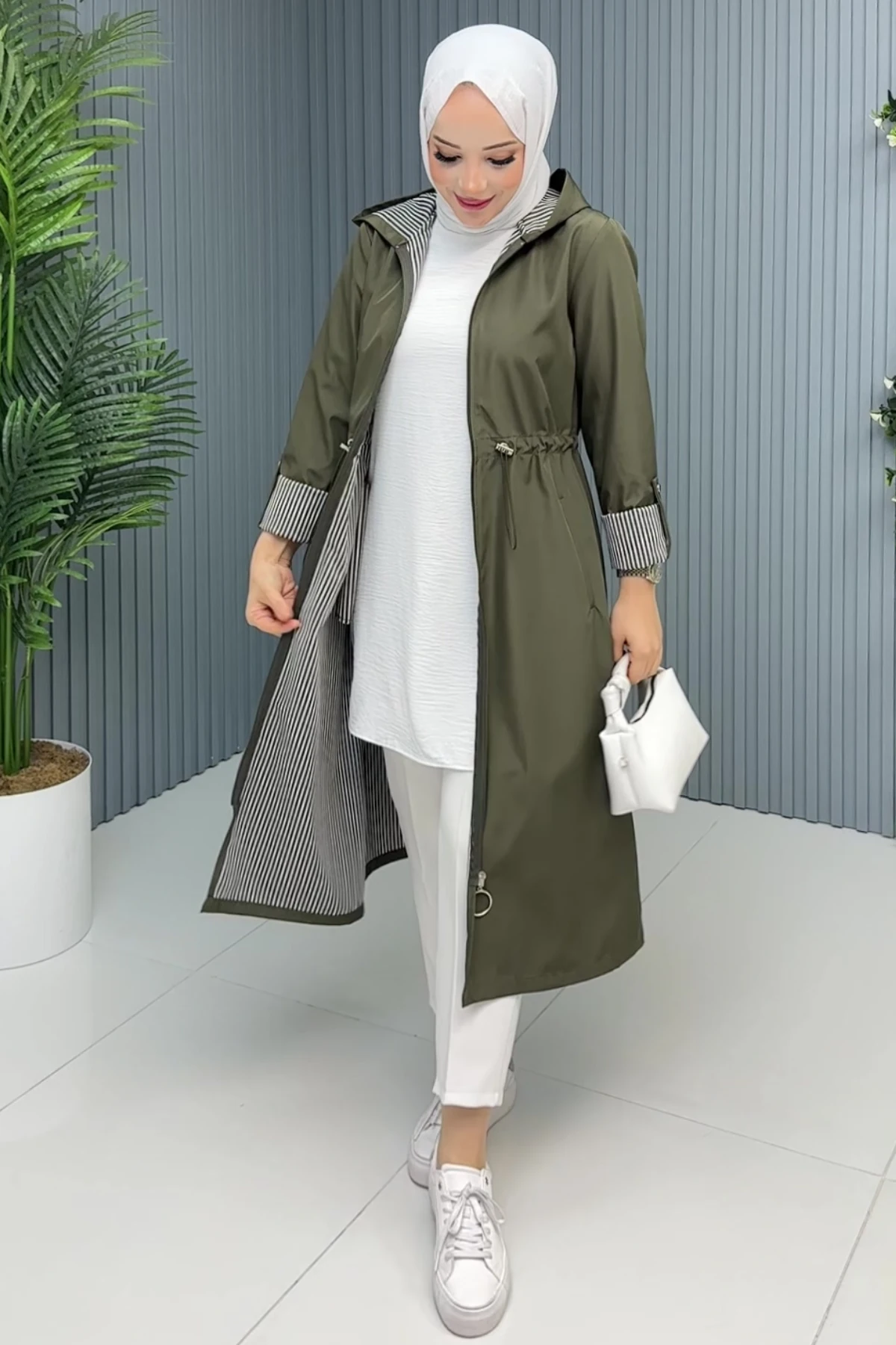 Bondit Kumaş Büyük Beden Trençkot - Su geçirmez Şık Trençkot