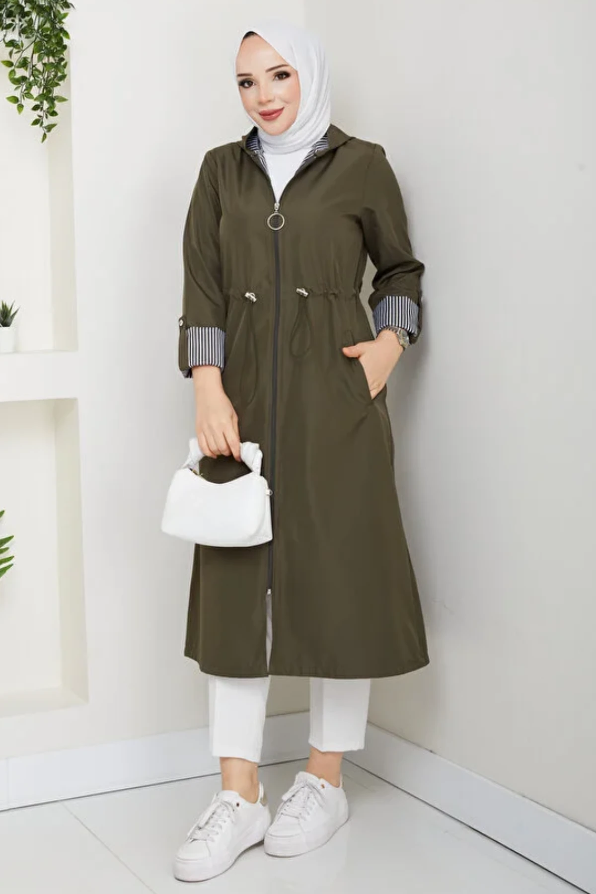 Bondit Kumaş Büyük Beden Trençkot - Su geçirmez Şık Trençkot