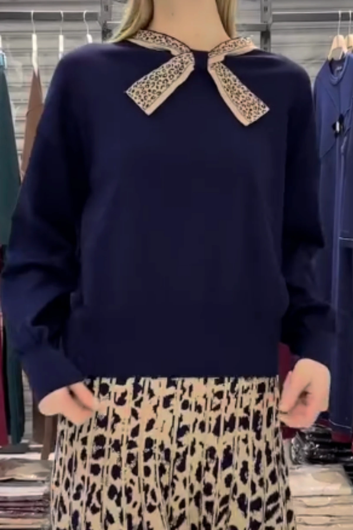 Triko Etek Takım - Leopar Tasarım Plise Etek Takım - lacivert