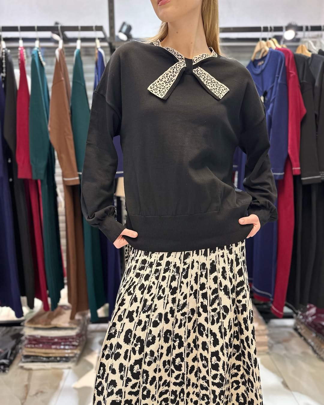 Triko Etek Takım - Leopar Tasarım Plise Etek Takım - siyah