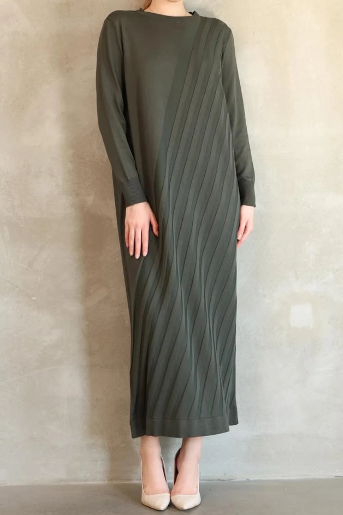 Asimetrik Pliseli Triko Elbise