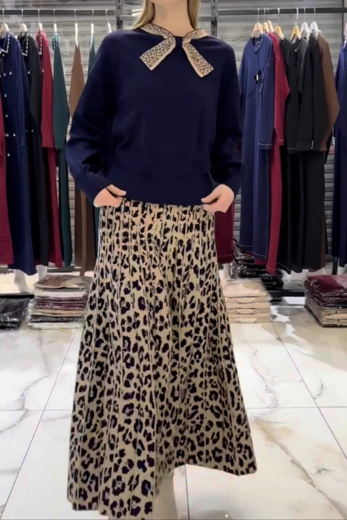 Triko Etek Takım - Leopar Tasarım Plise Etek Takım - lacivert