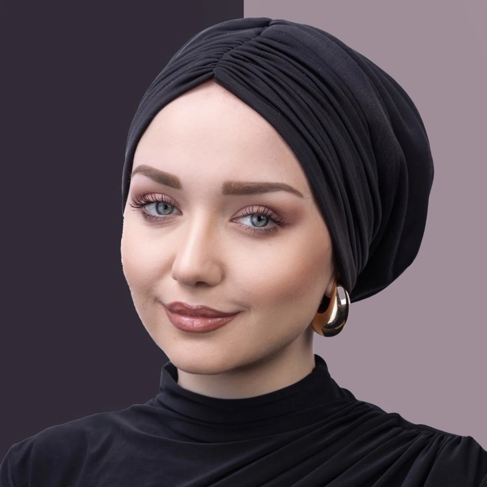 Siyah drapeli dolgulu bone