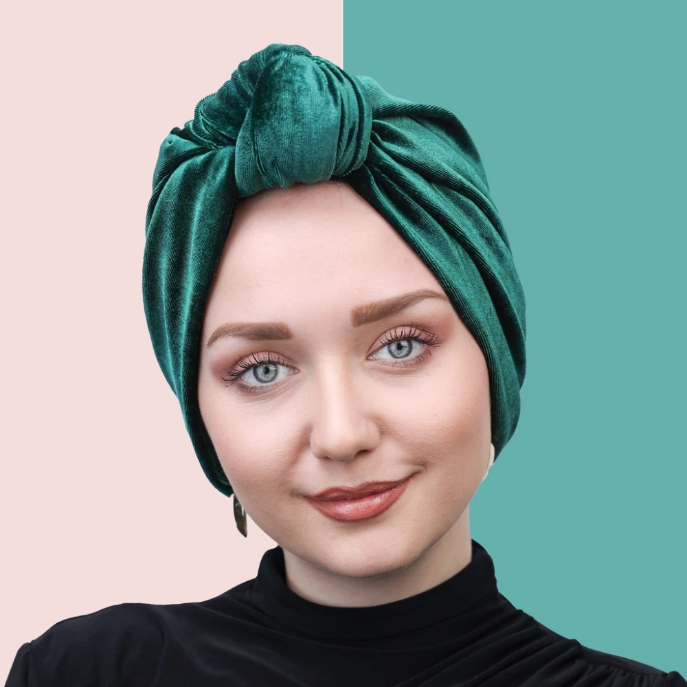 Yeşil kadife düğüm bone