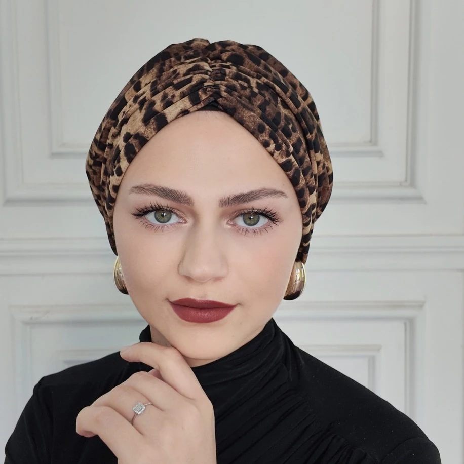 Leopar drapeli dolgulu hazır bone