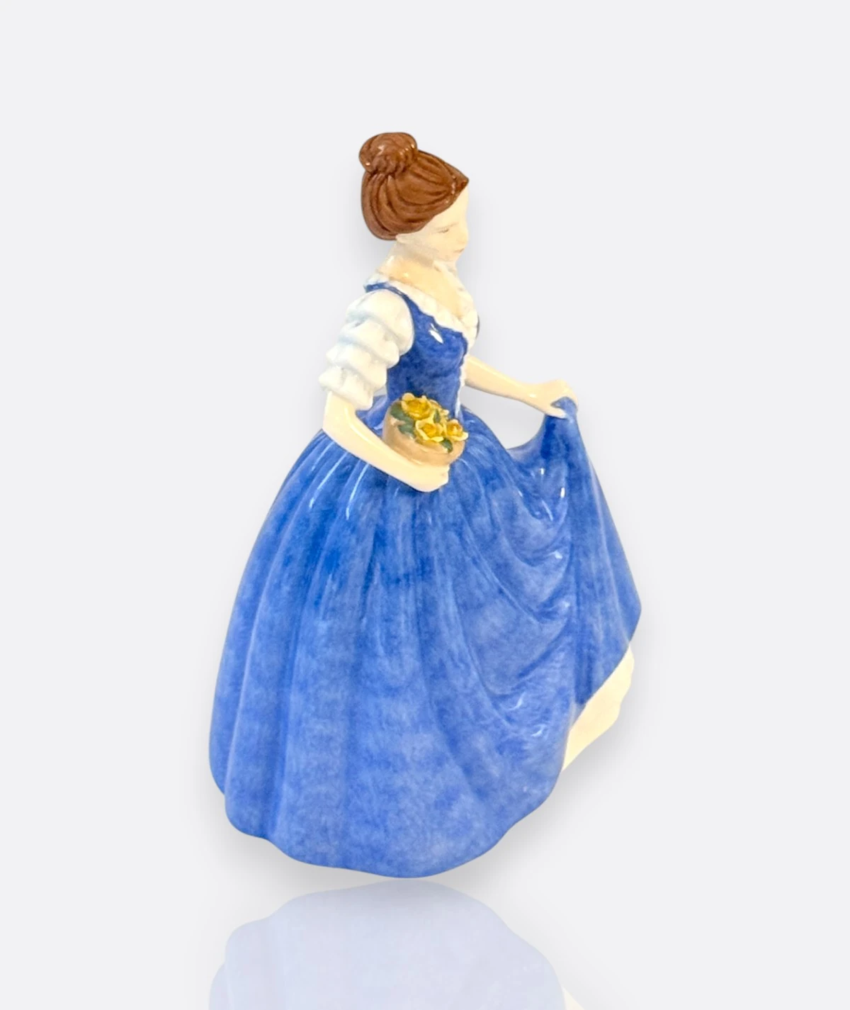 Royal Doulton – Porselen Figür “Helen” (Pretty Ladies, 2005)
