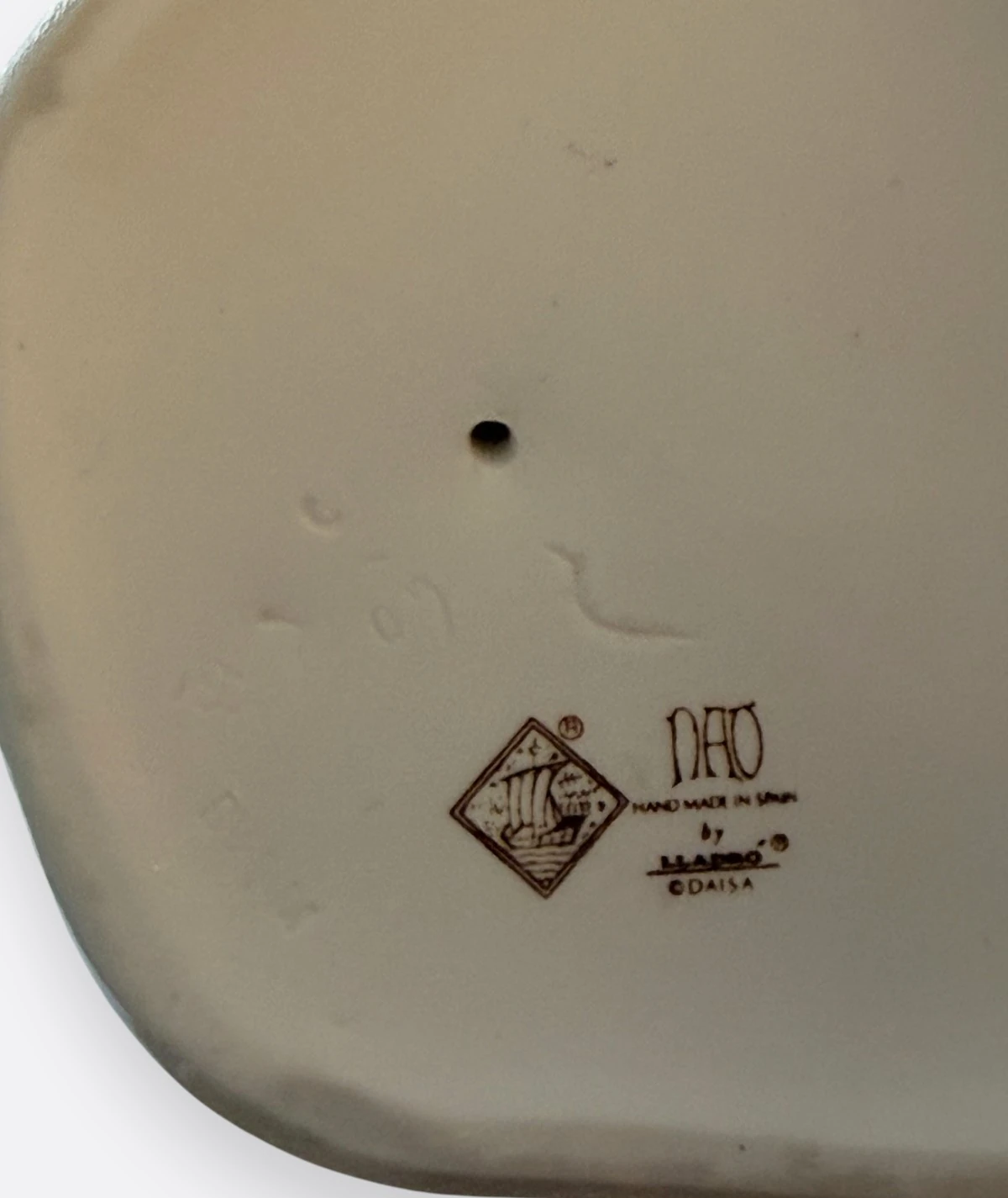 NAO by Lladró – Porselen Figür “Girl with Goose” (Spain, 1980s)