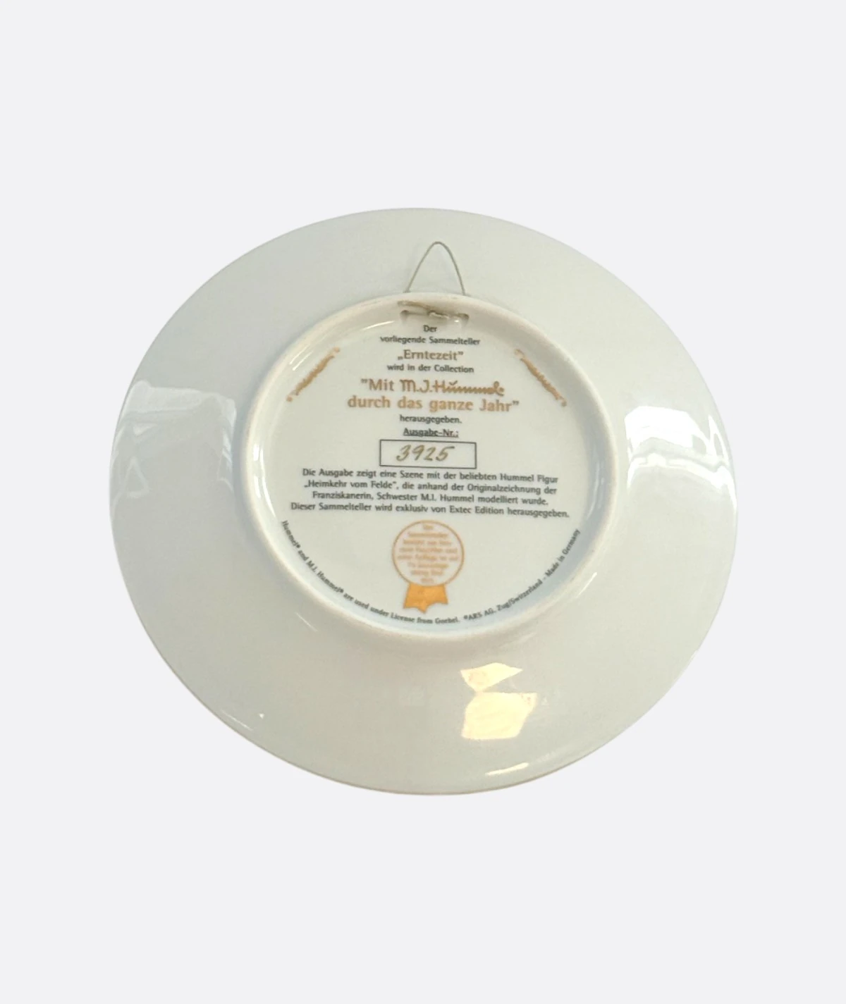 M.I. Hummel – “Erntezeit” (Harvest Time) Koleksiyon Tabağı – Goebel, Almanya, 1985