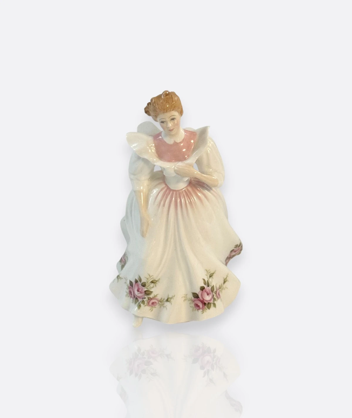 Royal Doulton “Gillian” Porselen Figür HN 3742 – İngiltere, 1988