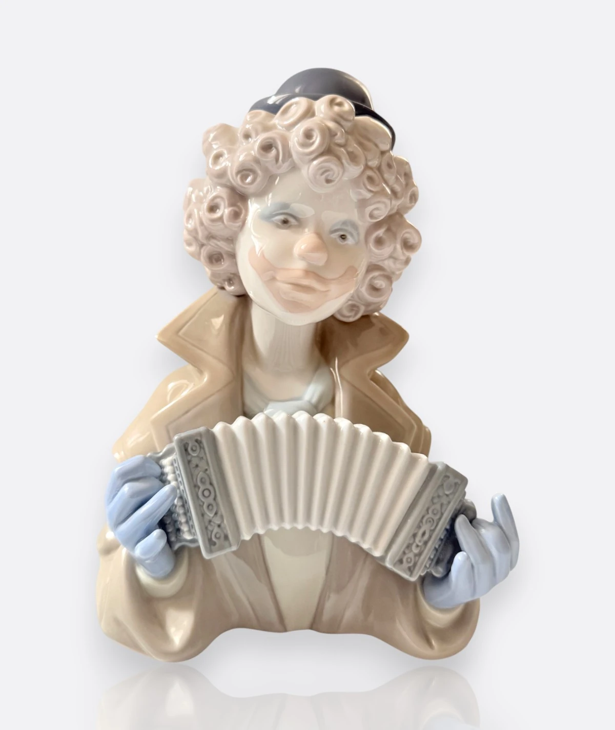 Lladro Spain – “Accordion Clown” (Model 5385) El Yapımı Porselen Figür