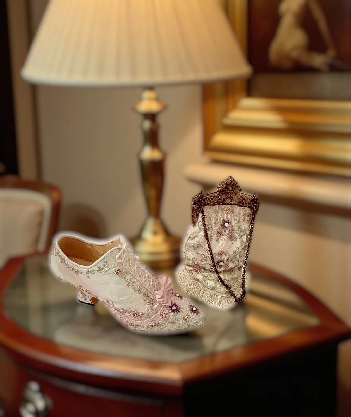 AVON Minyatür Ayakkabı ve Çanta Seti – Pink Rose Victorian Collection