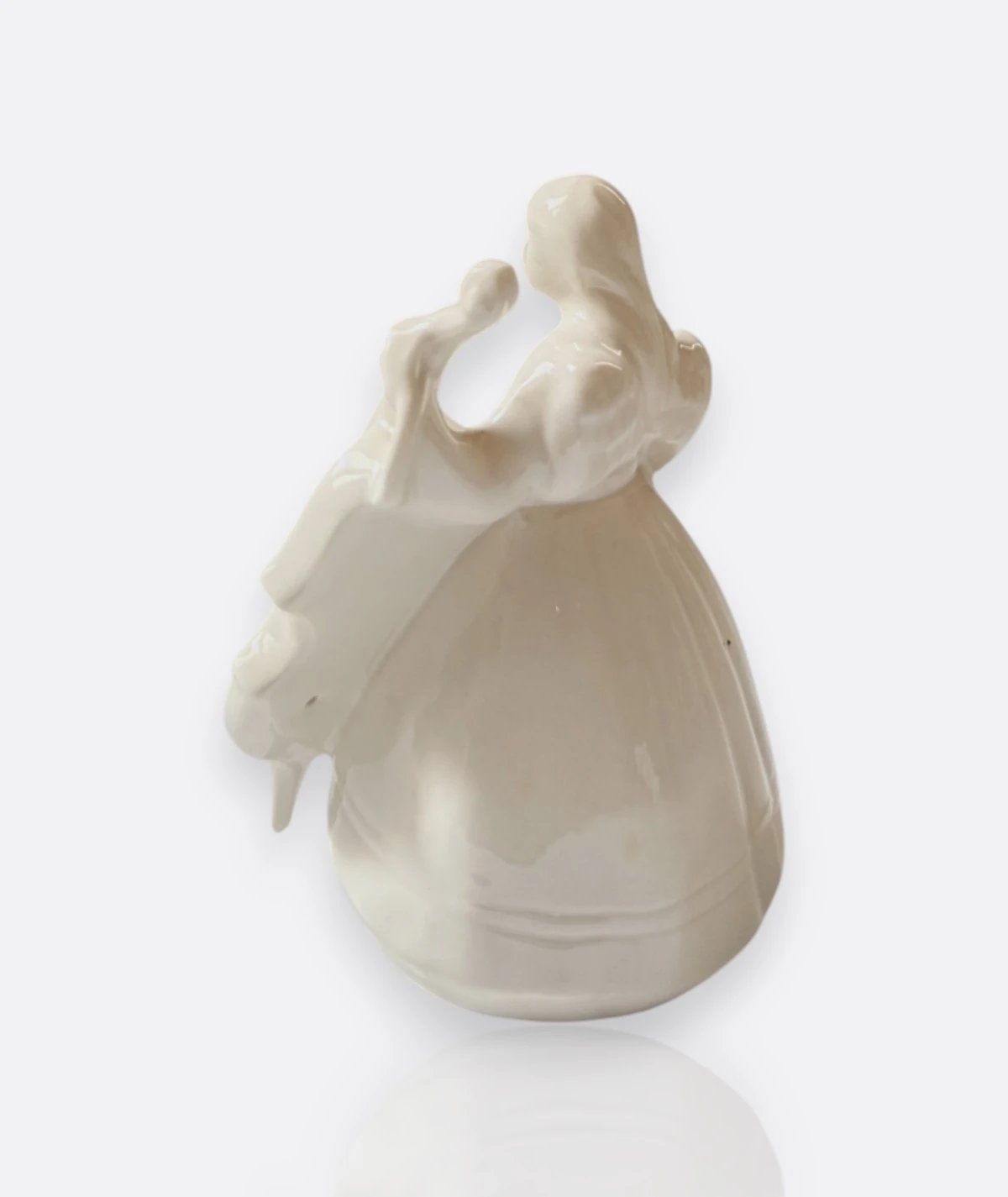 Goebel W. Germany – Çello Çalan Kadın Figürlü Porselen Çan