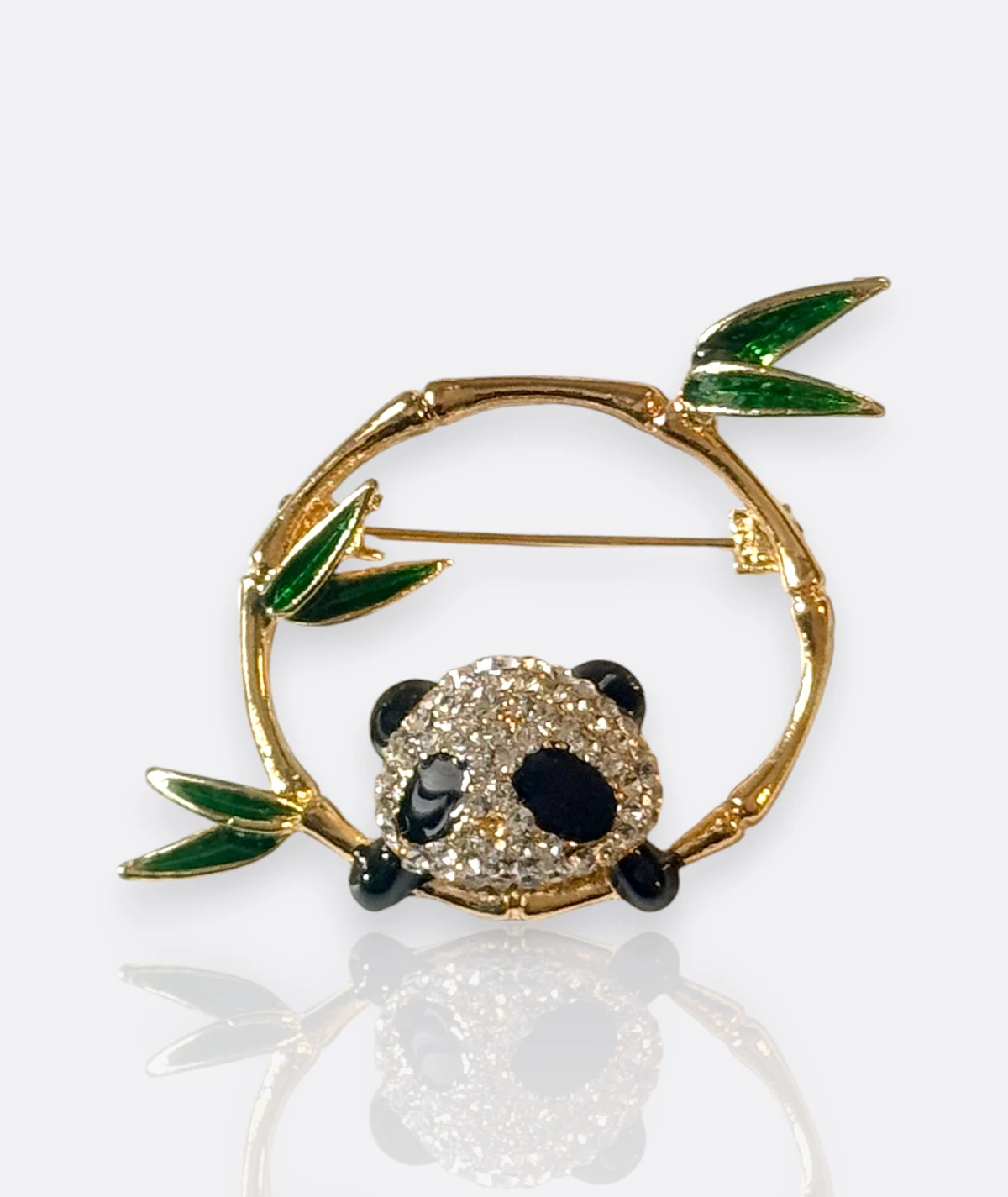 Panda Broş – Taşlı & Bambu Detaylı Vintage Takı