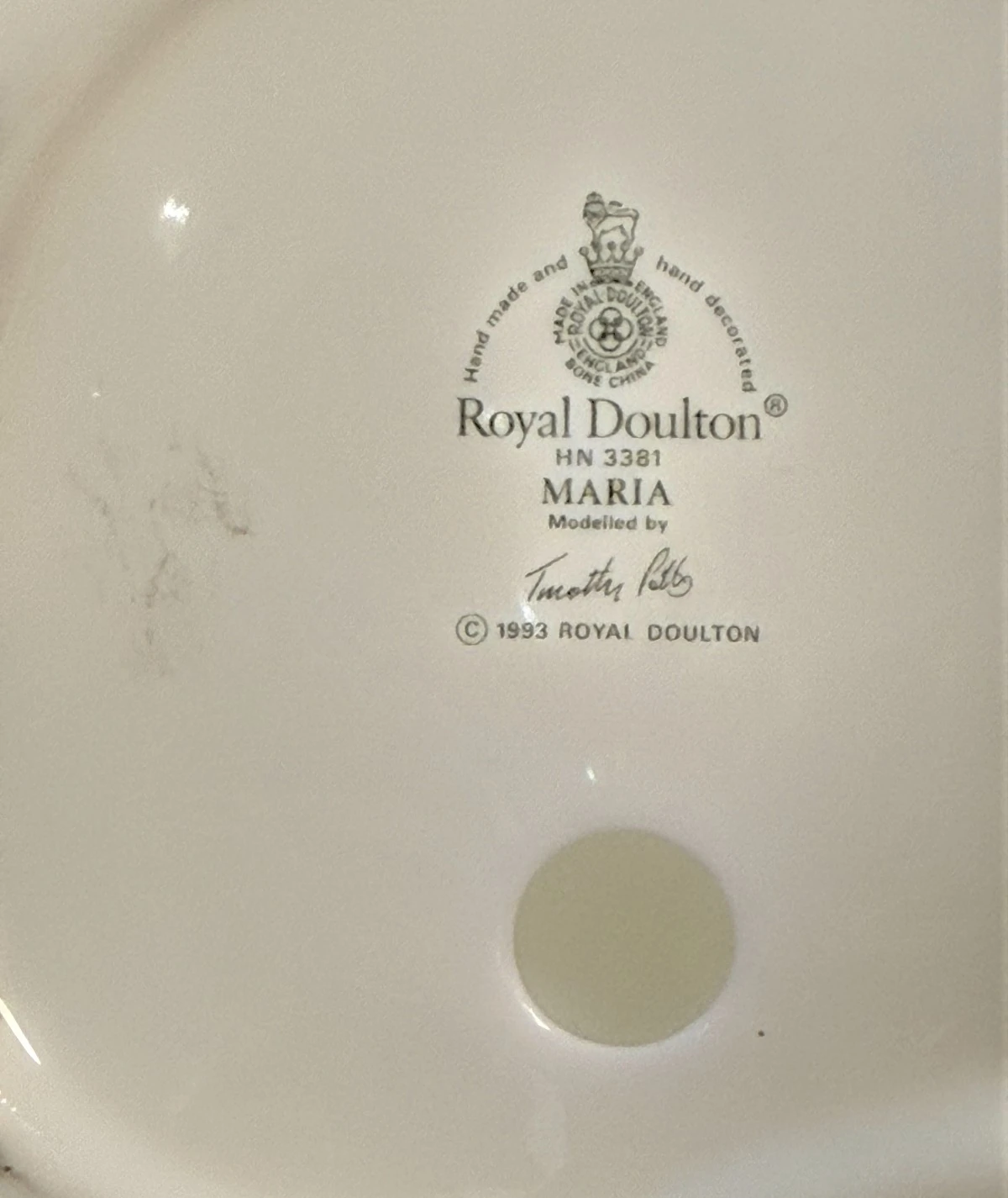 Royal Doulton “Maria” Porselen Figür HN 3381 – İngiltere, 1993