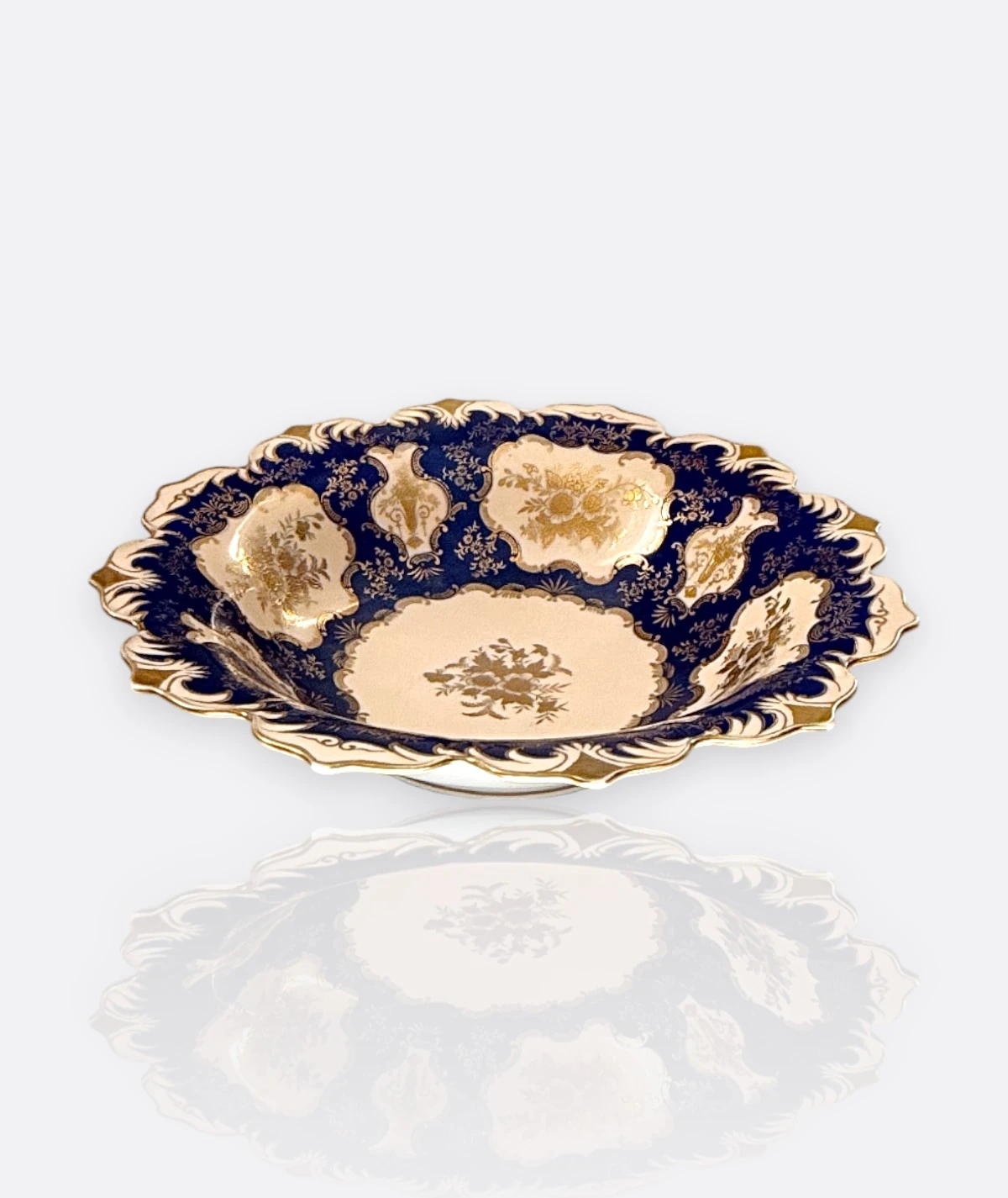 Noritake Japan – Kobalt Mavi ve Altın Varaklı Servis Kasesi (1950’ler)