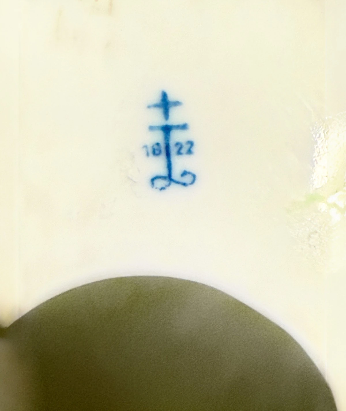 Herend – El Yapımı Porselen Beyaz Kedi Figür (Macaristan, 20. yy)