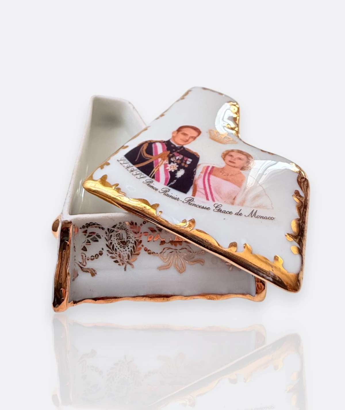 Limoges France Porcelaine d’Art RP Monte Carlo – Prens Rainier ve Prenses Grace Porselen Piyano Kutu