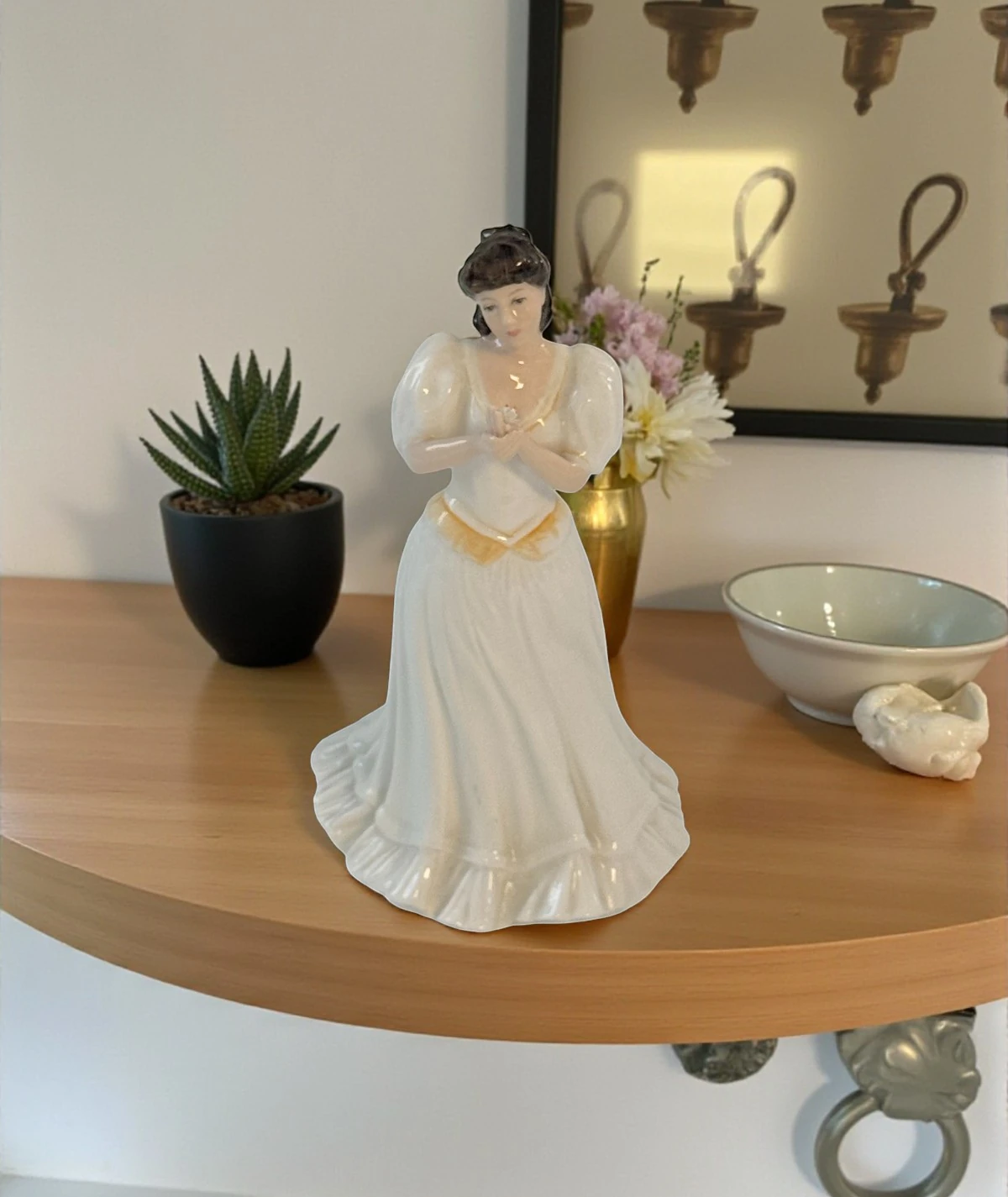 Royal Doulton “Maria” Porselen Figür HN 3381 – İngiltere, 1993