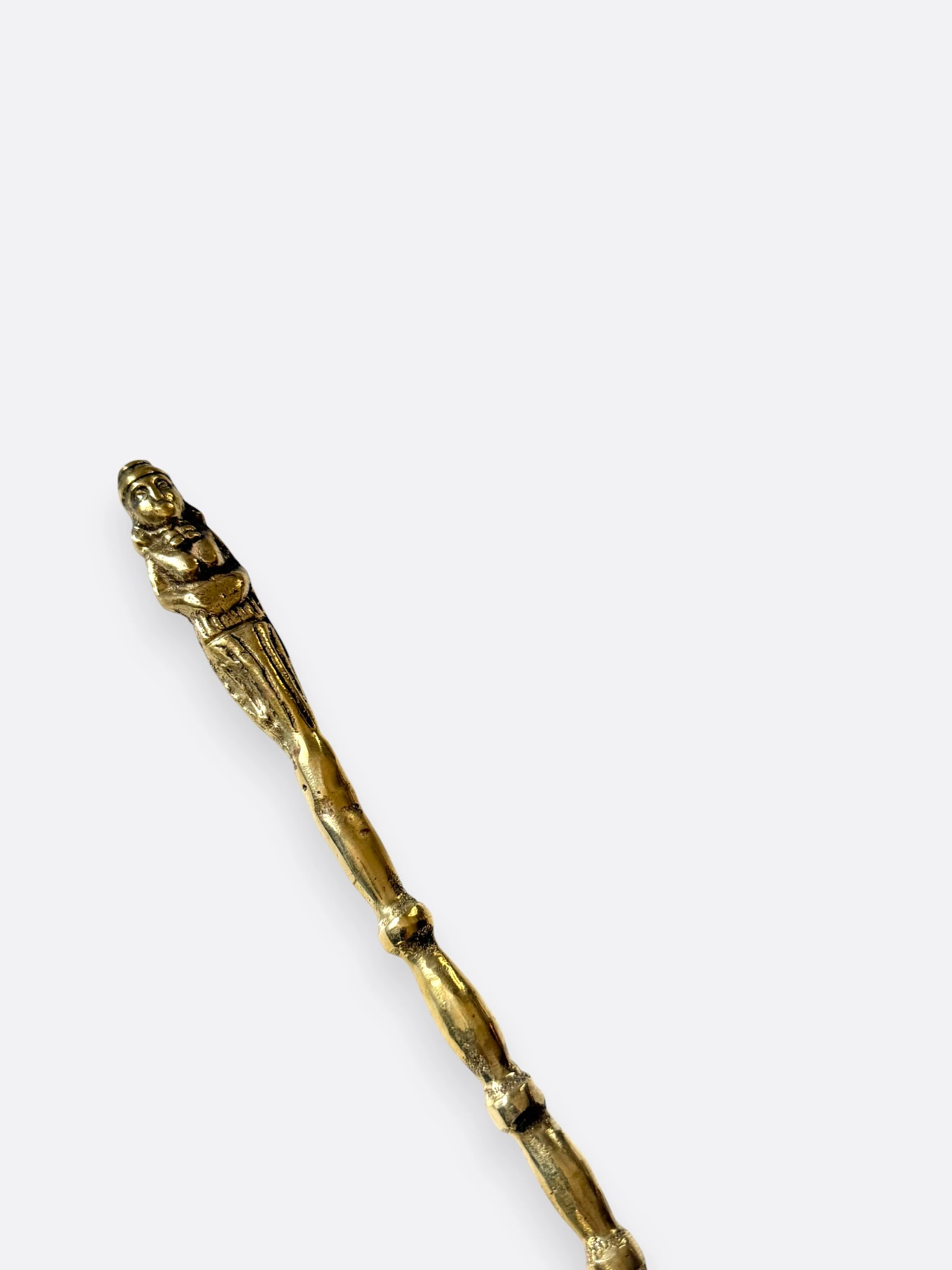 Antika Figürlü Pirinç Kerata – Osmanlı Dönemi 