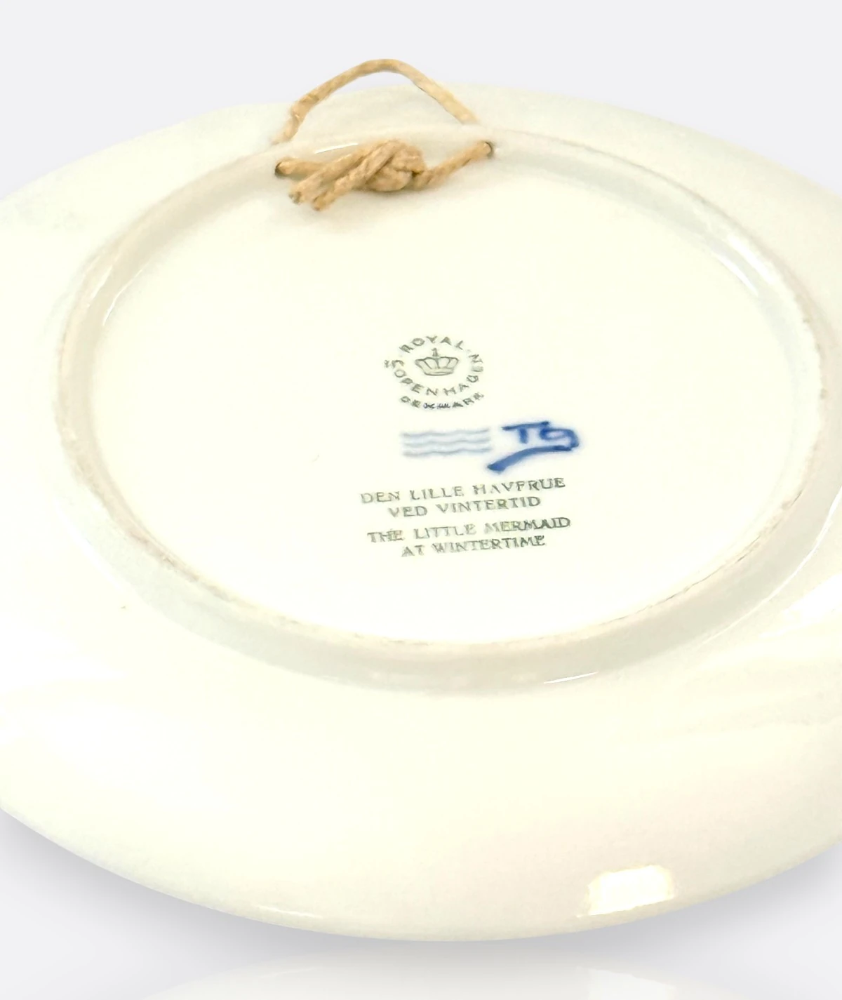 Royal Copenhagen & Bing & Grøndahl – Christmas Plate Koleksiyonu (12 ADET)