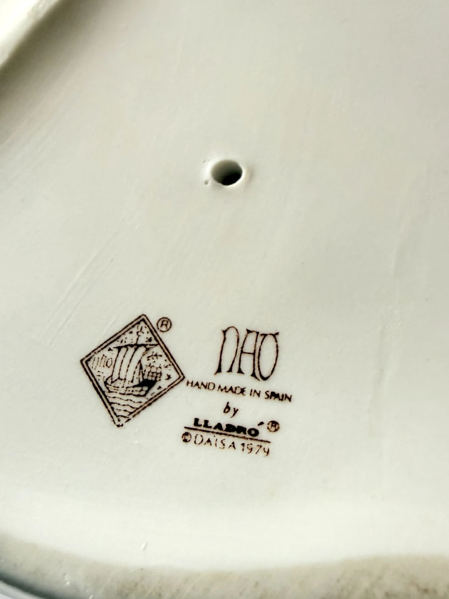 NAO Lladro 1974 Girl with Dove Porselen Figür