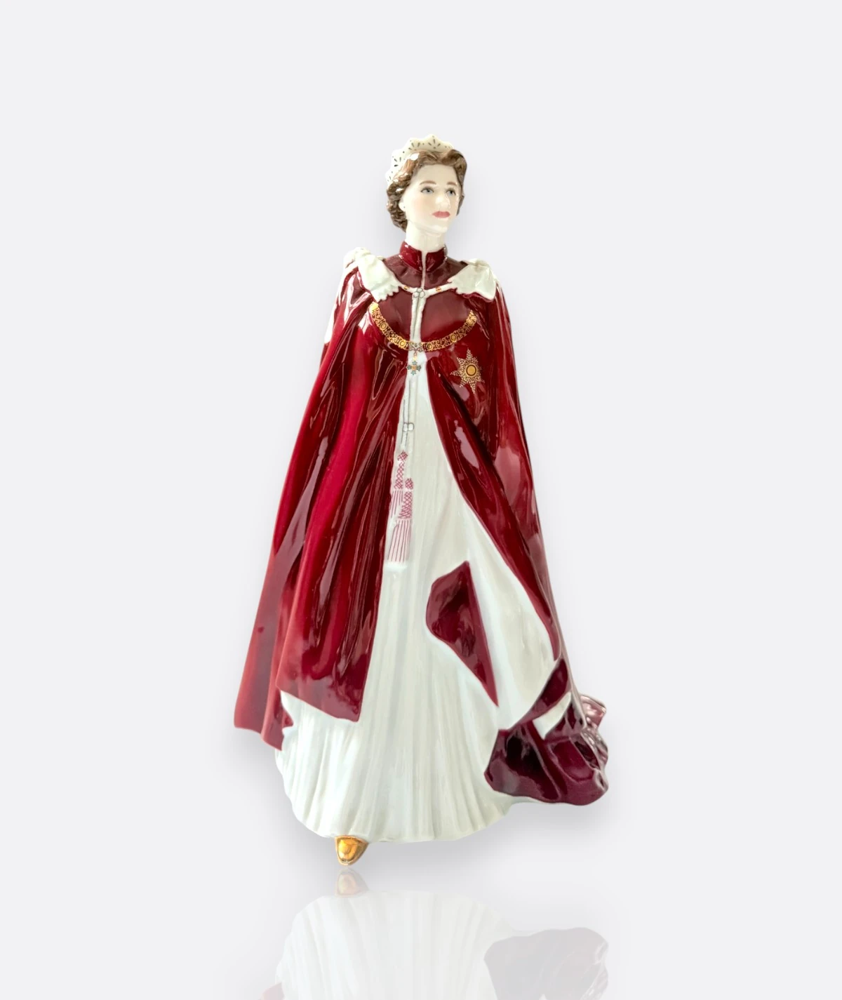 Royal Worcester – Queen Elizabeth II “The Queen’s 80th Birthday” (2006)