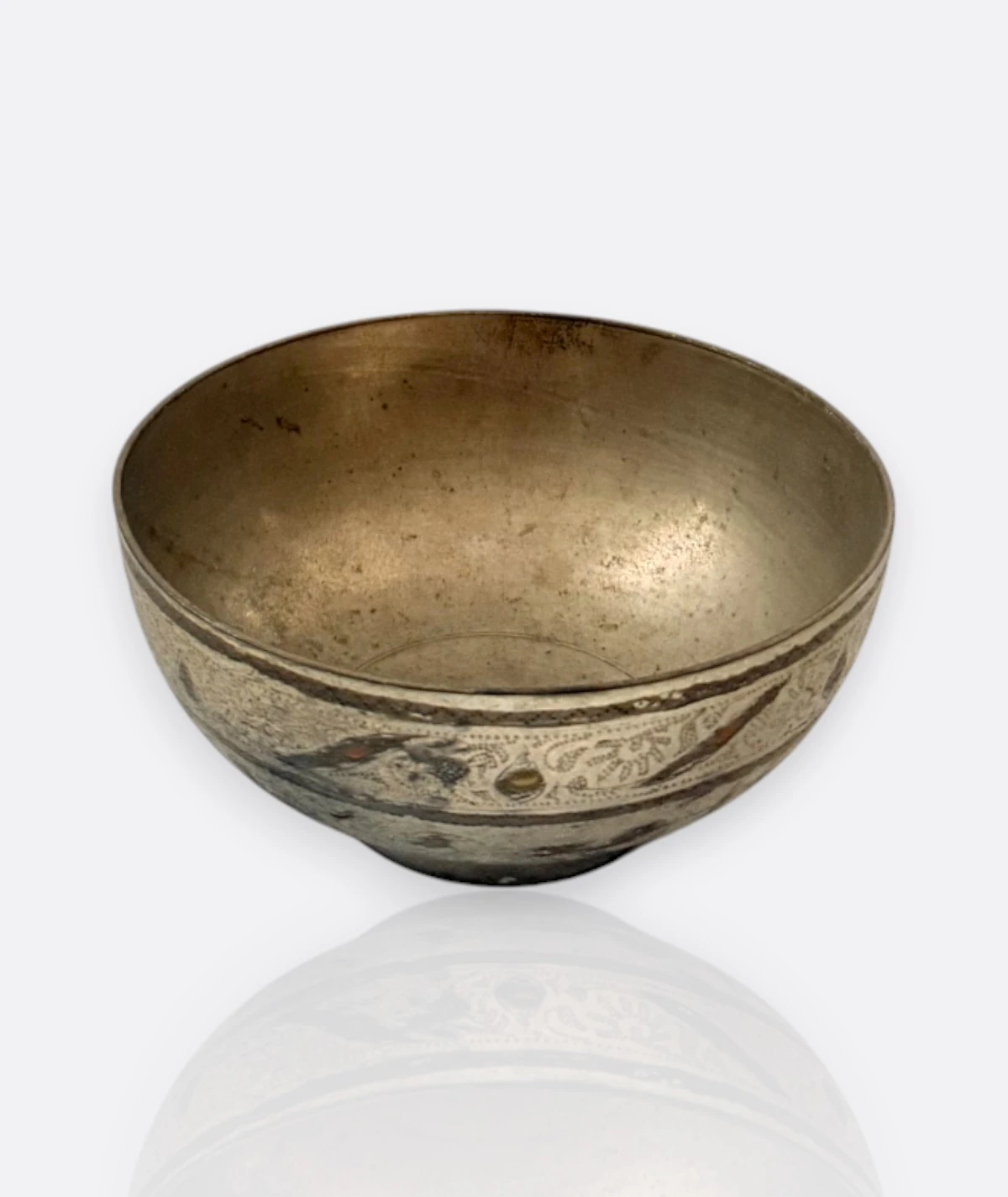 Osmanlı Dönemi Tuğralı Gümüş Kakmalı Kase (1880–1910)