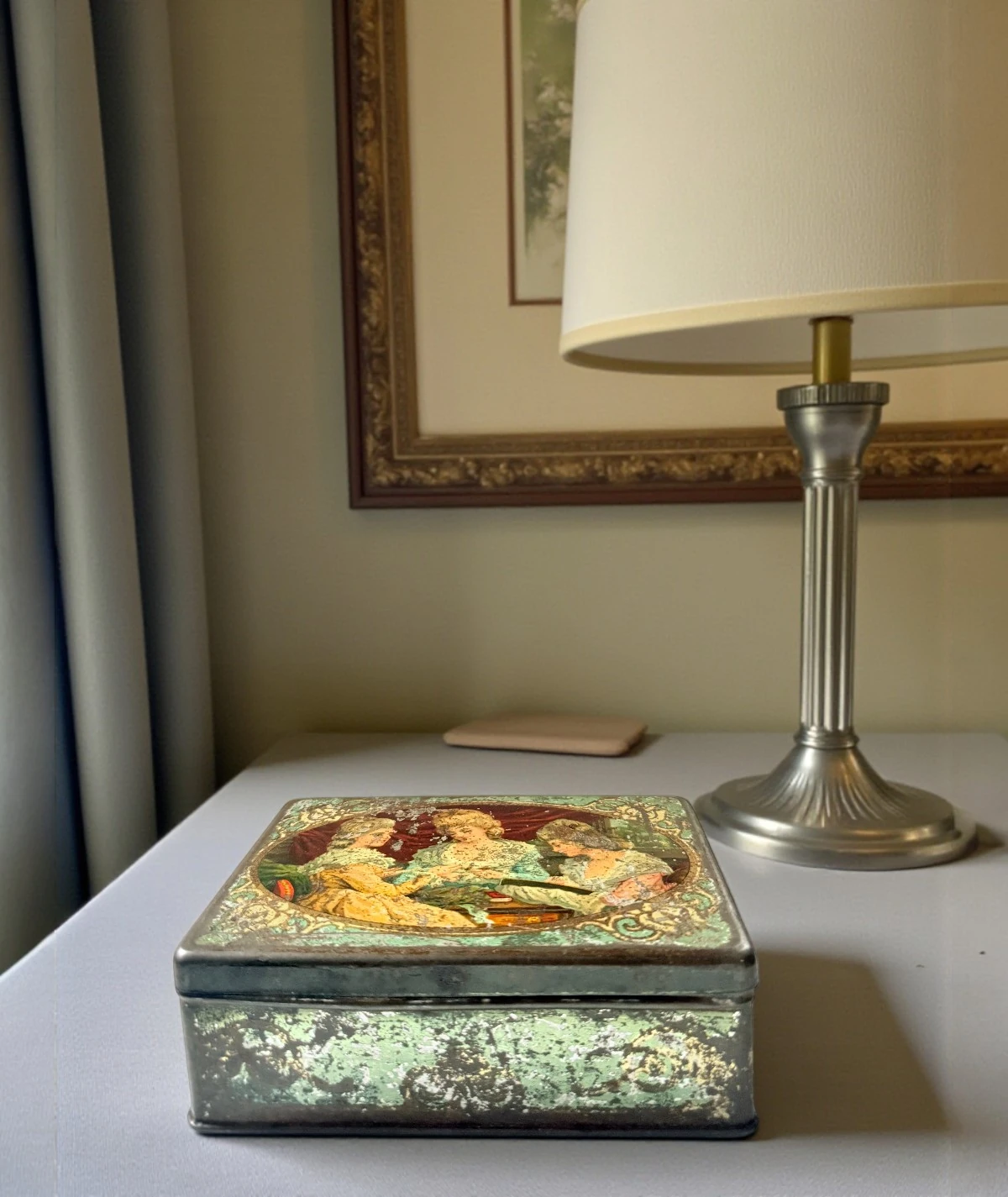 The Yavrouyan – Constantinapole / Osmanlı Dönemi Teneke Kutu (1890–1910)