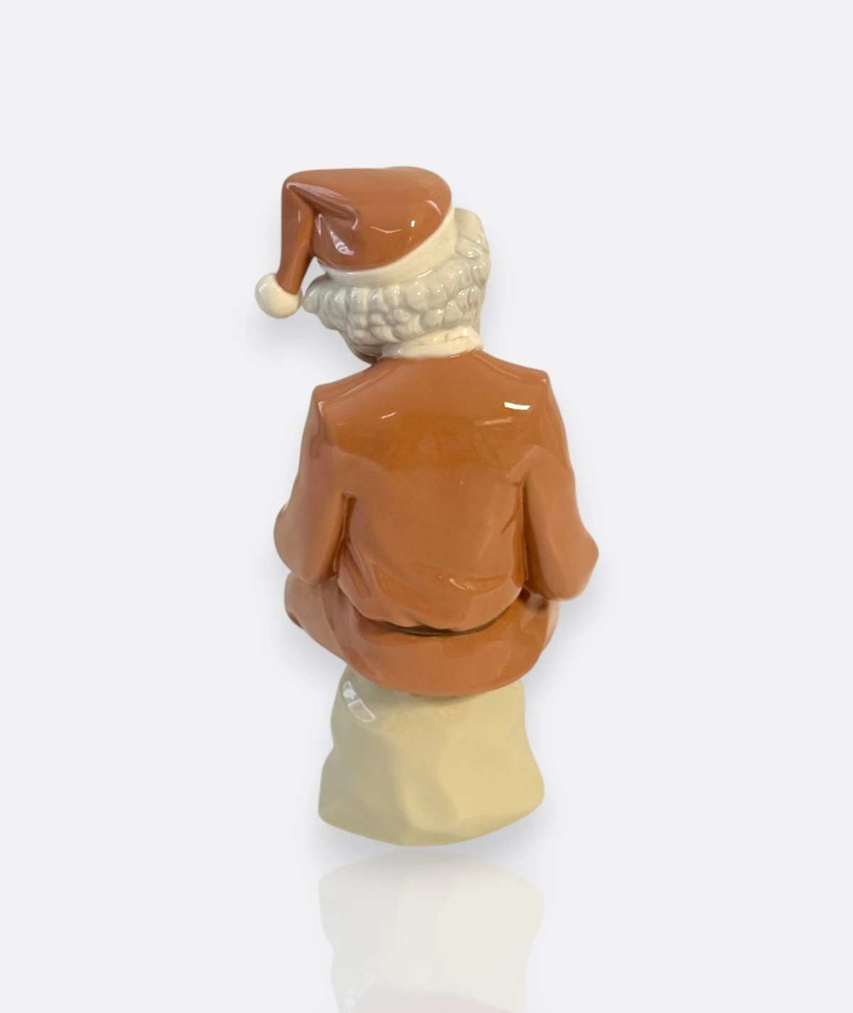 Nao by Lladró –  Porselen Figür “Santa Claus Resting” (1987)