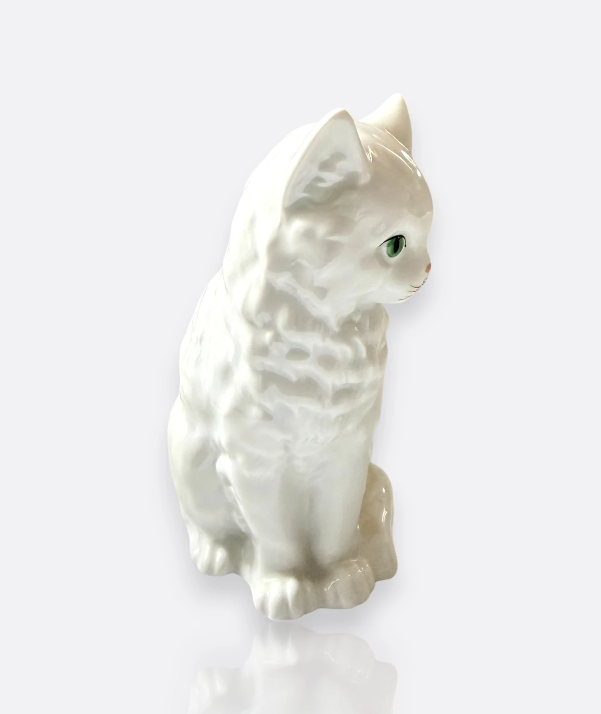 Herend – El Yapımı Porselen Beyaz Kedi Figür (Macaristan, 20. yy)