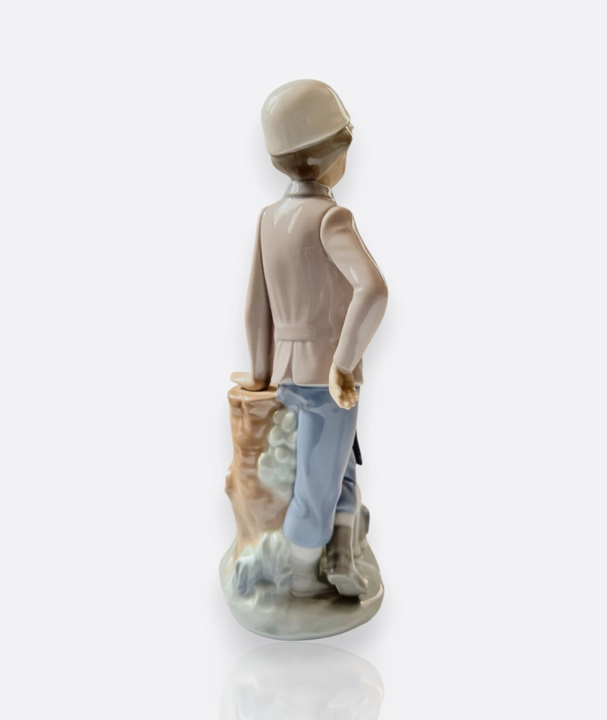 NAO by Lladró – Porselen Figür  “Boy with Dog” (1983)