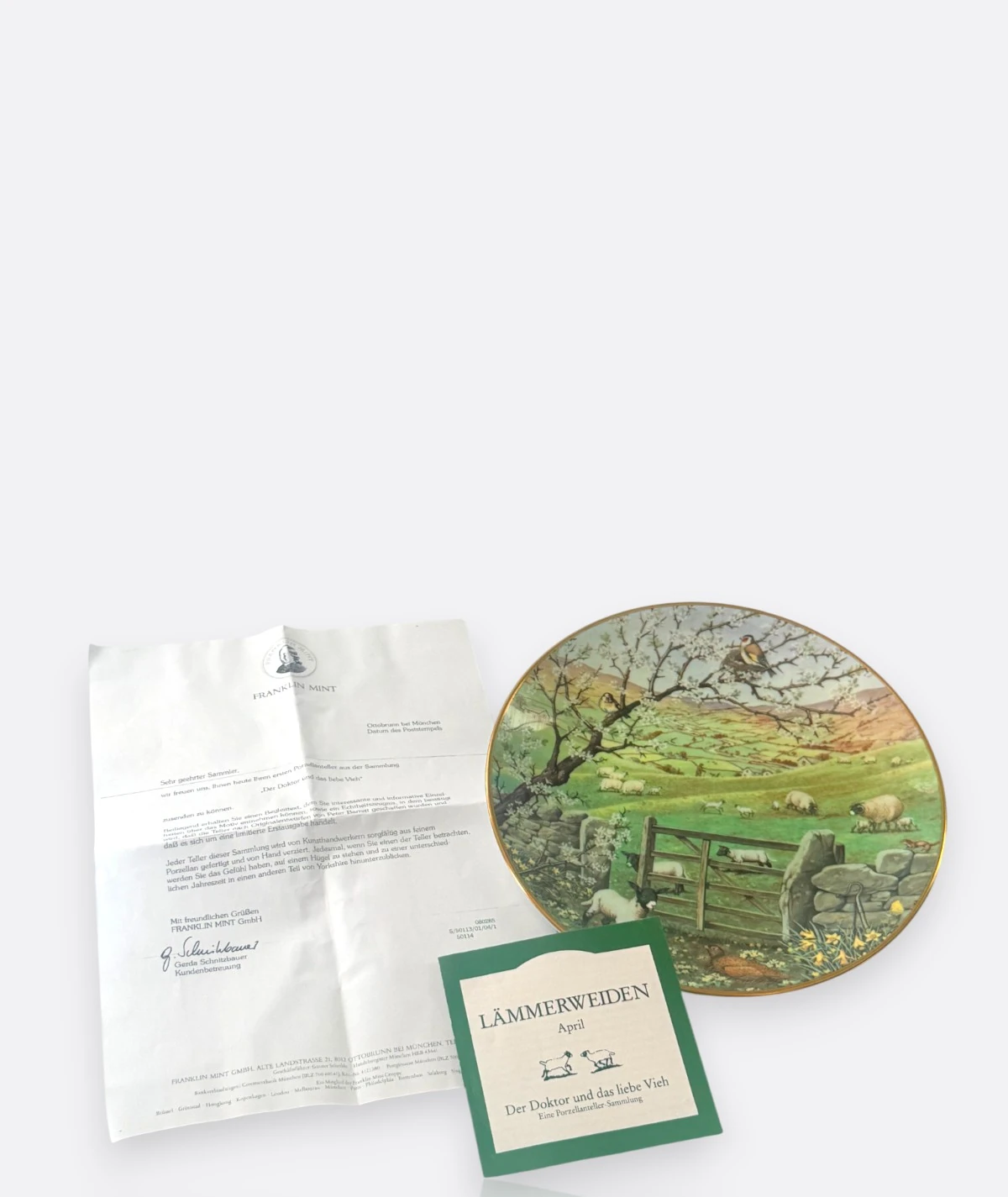 Royal Worcester – “Lambing Pastures” (1987) All Creatures Great and Small Serisi – Nisan Ayı