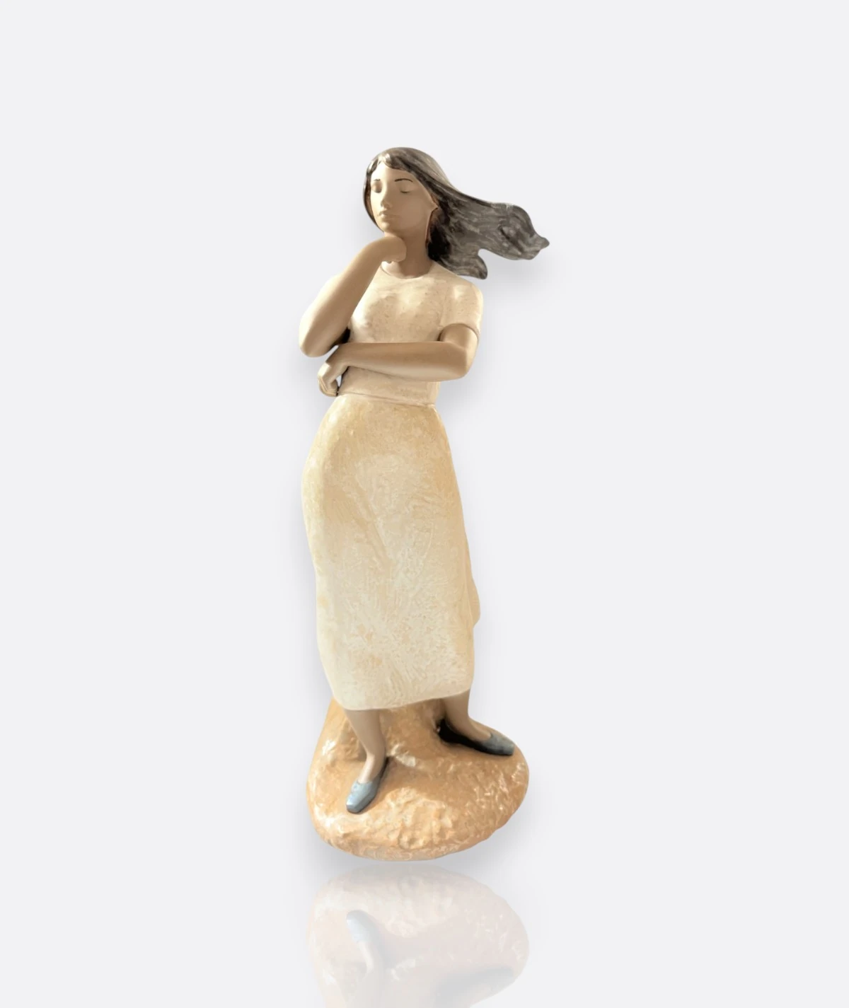 Lladro Handmade in Spain Gres Porcelain  2 li Kadın Figür – 2008 Daisa – Modern Matte Finish 