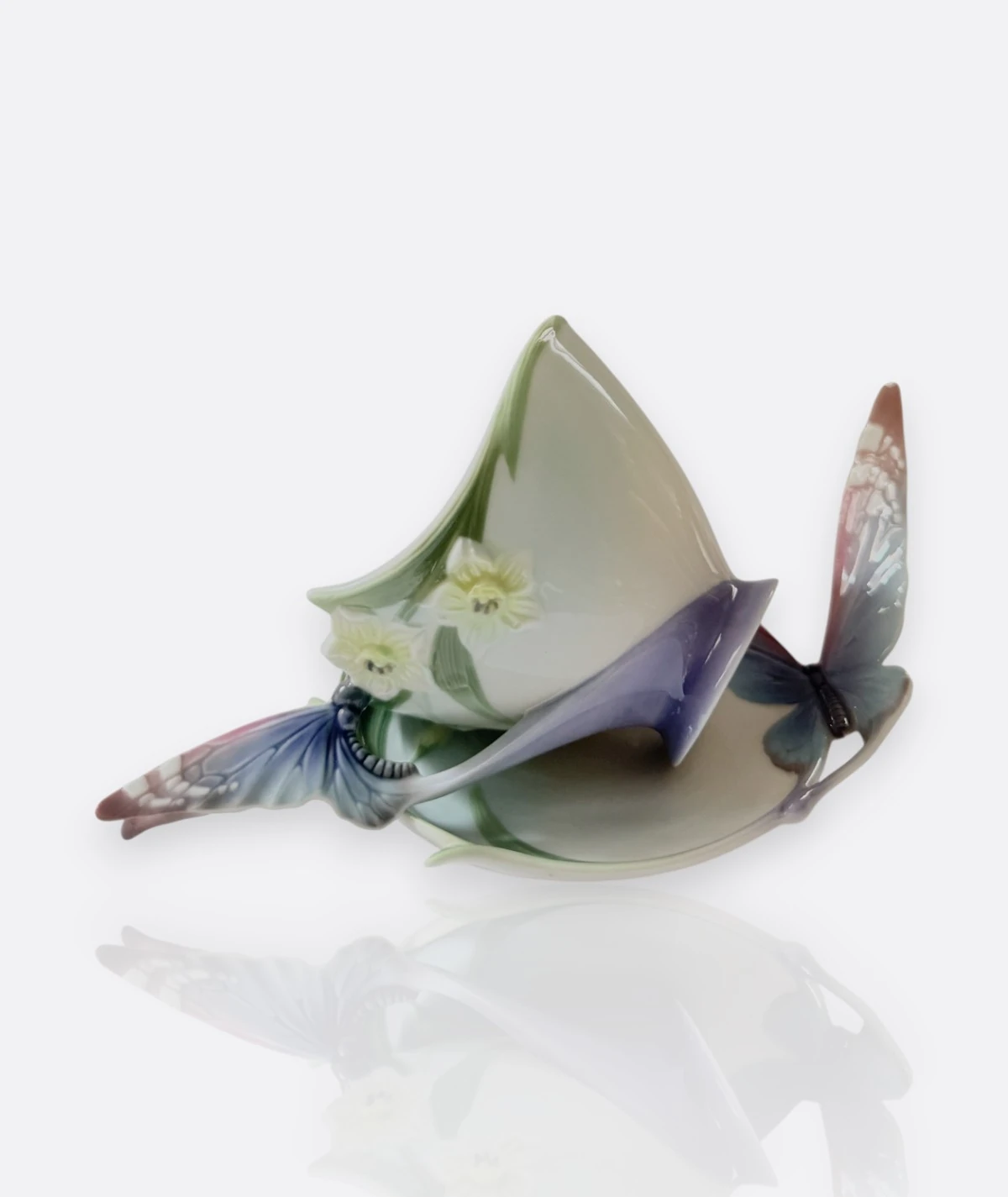 Franz Collection “Butterfly Handle Cup & Saucer” – FZ00056