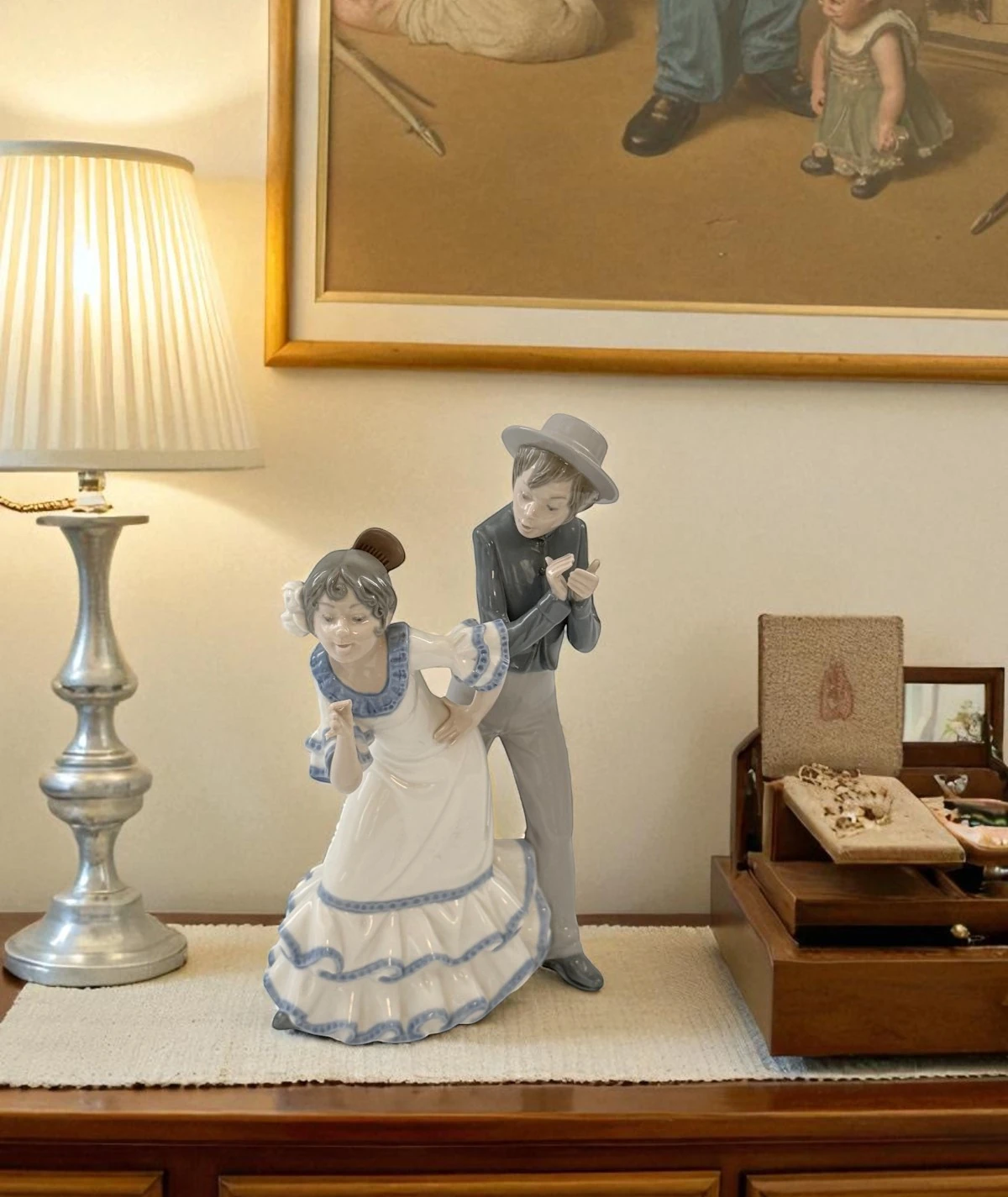 NAO by Lladró – Porselen Figür “Young Couple Dancing” (Spain, 1980)