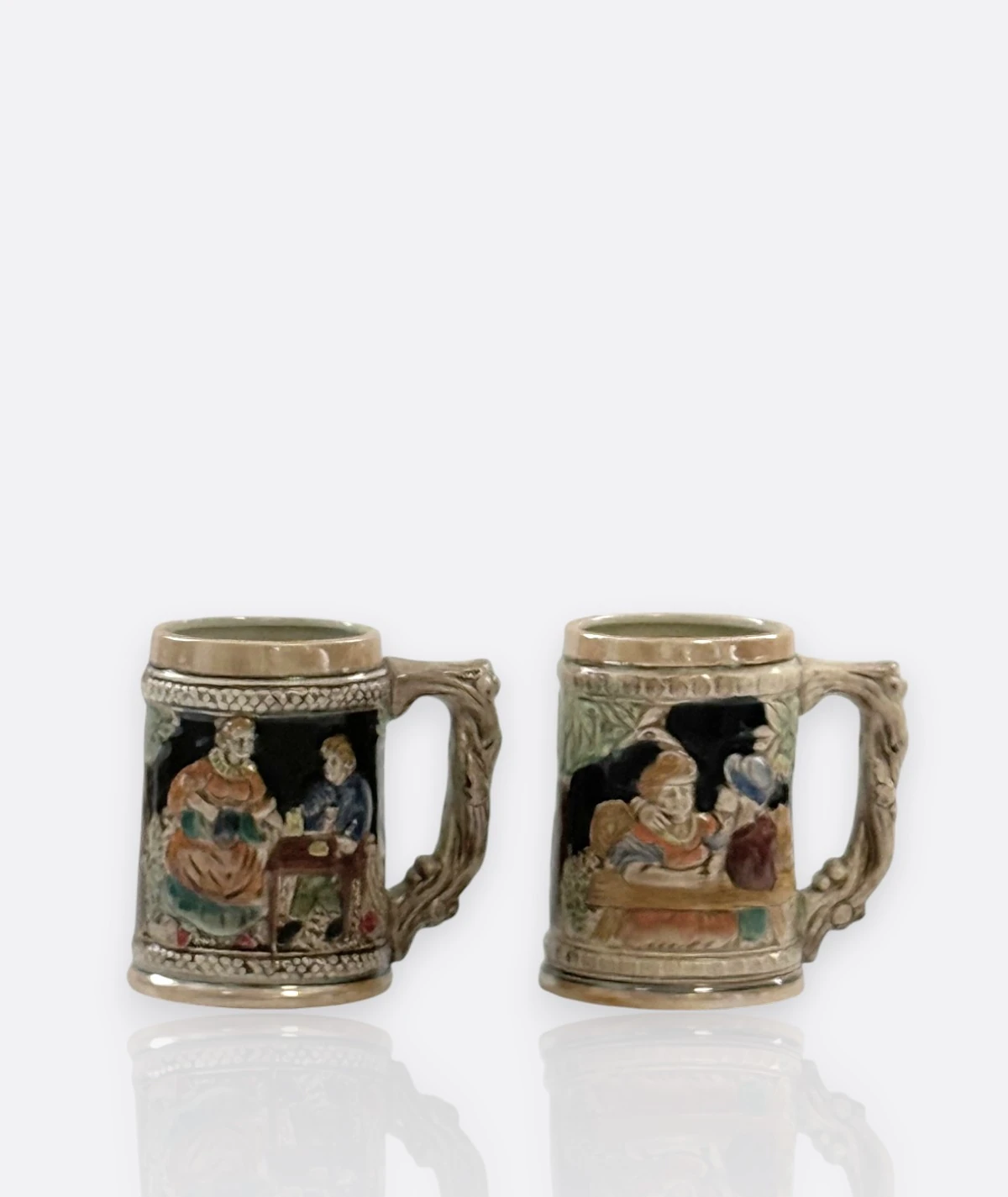 Alman Tarzı Seramik Bira Kupası Çifti (1950’ler)