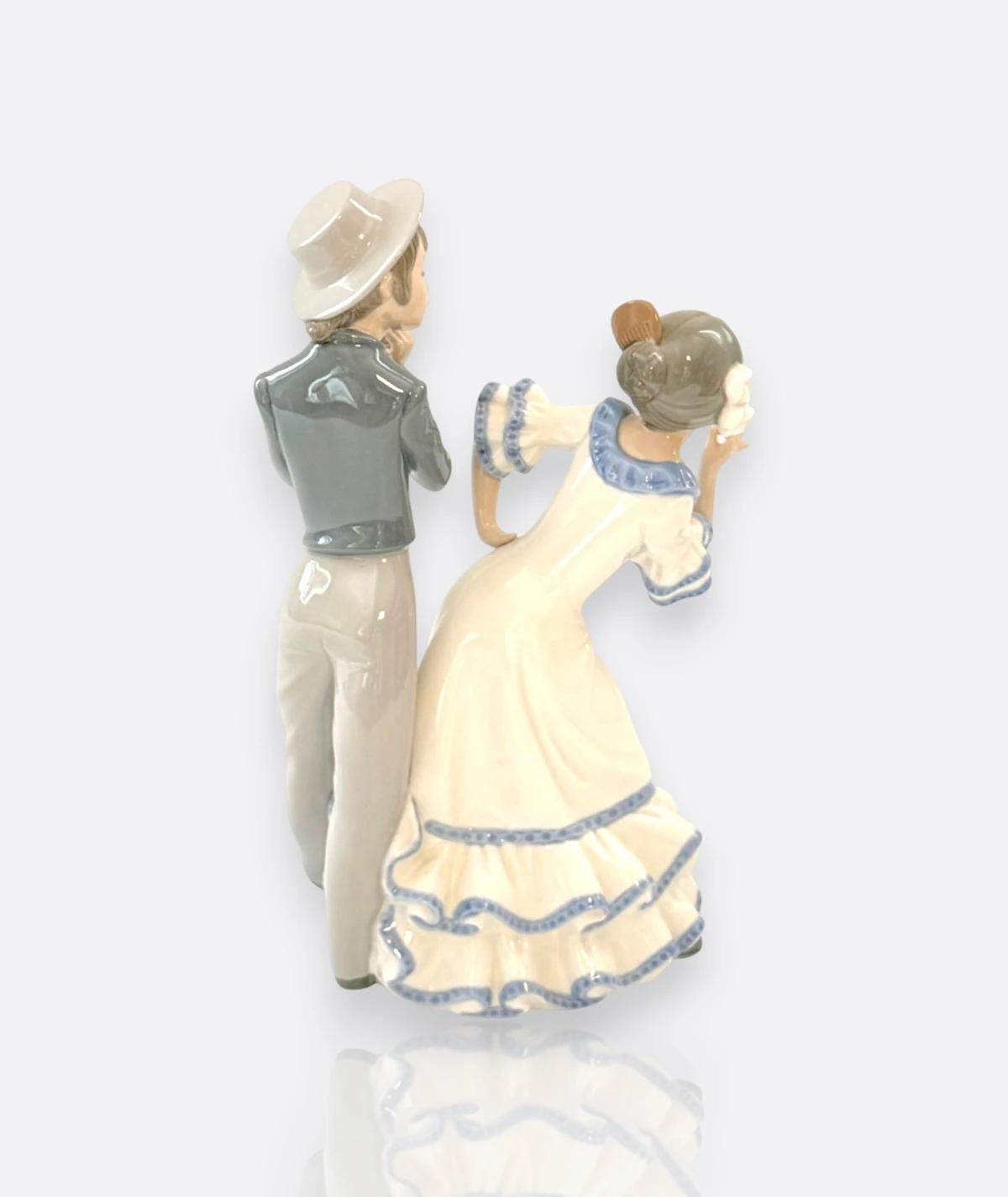NAO by Lladró – Porselen Figür “Young Couple Dancing” (Spain, 1980)