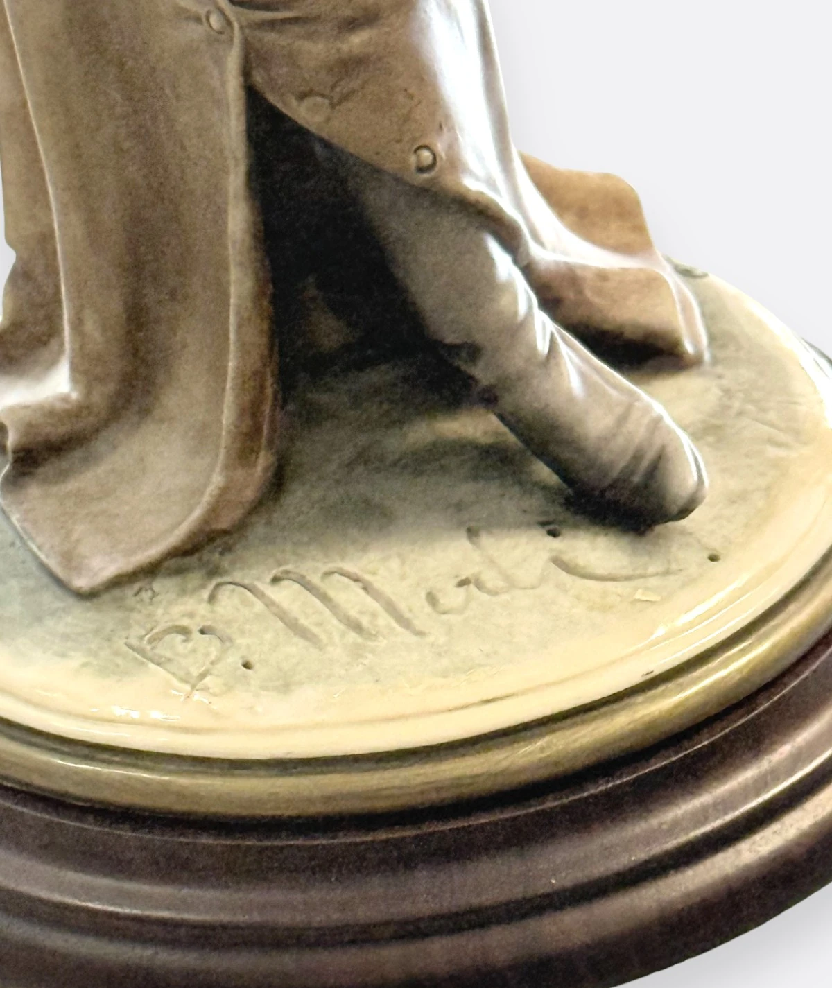 Capodimonte – B. Merli Lady with Parasol (1984, Italy)